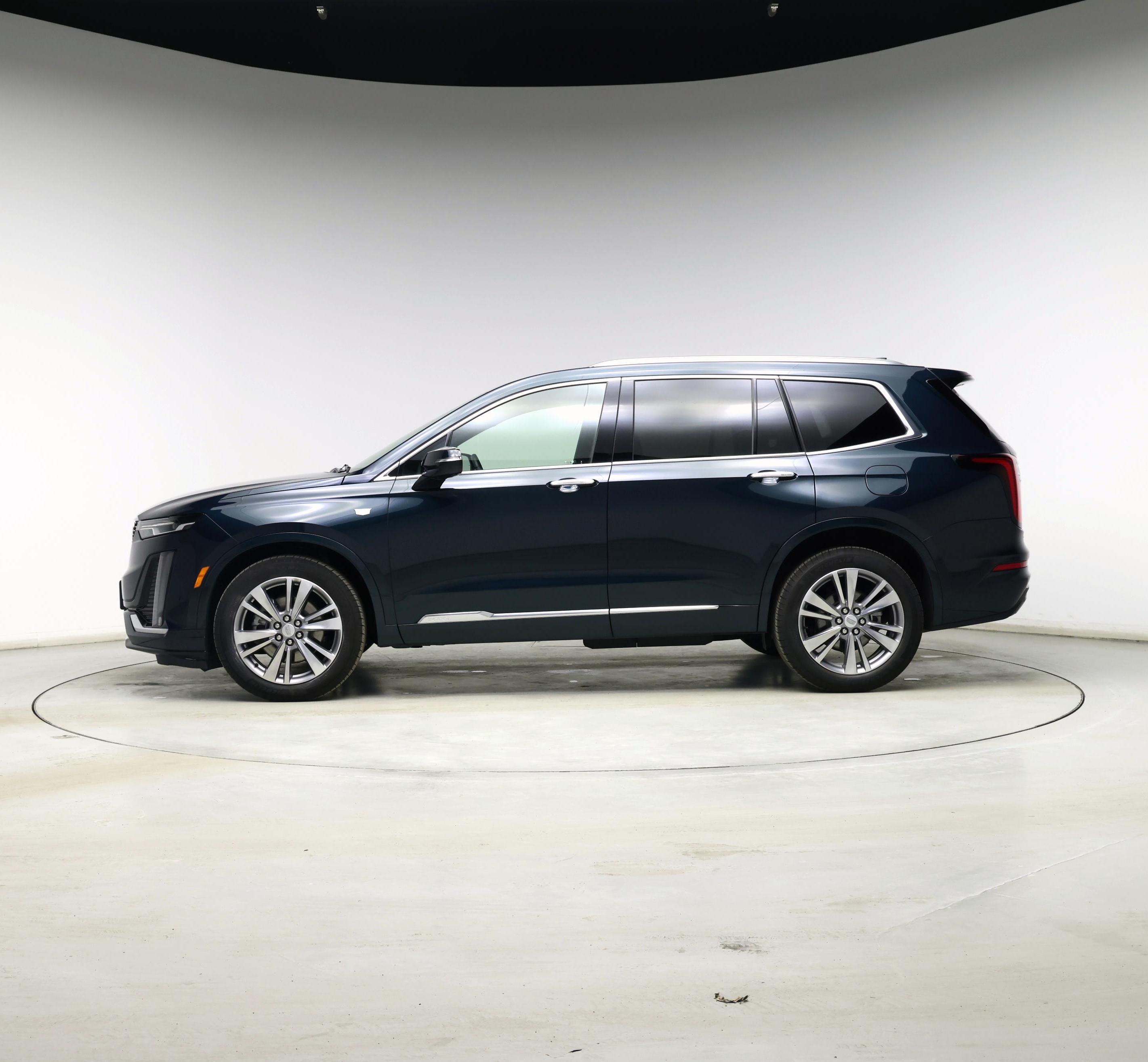 Thumbnail: 2025 Cadillac XT6 - 3