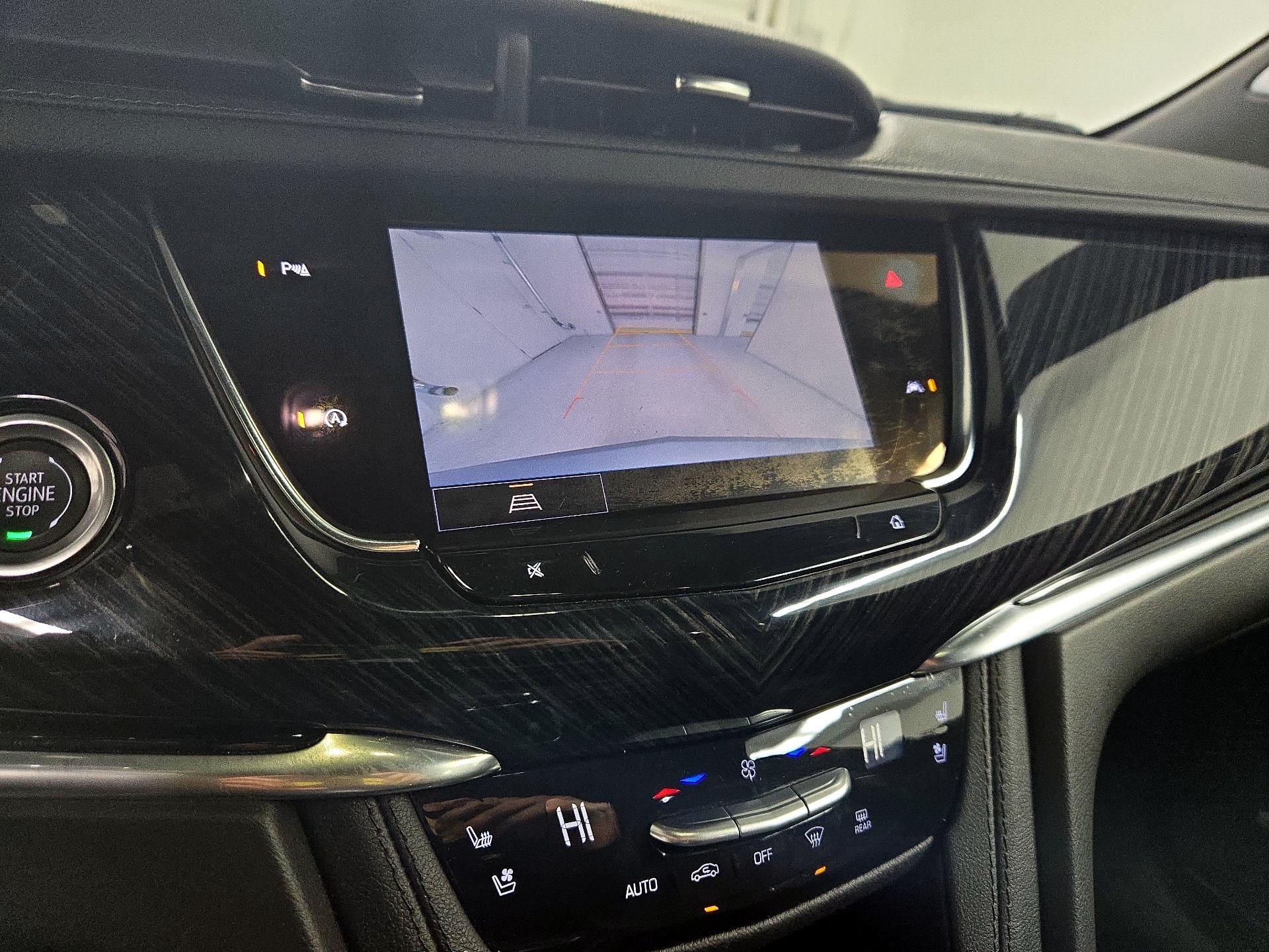 Thumbnail: 2025 Cadillac XT6 - 15