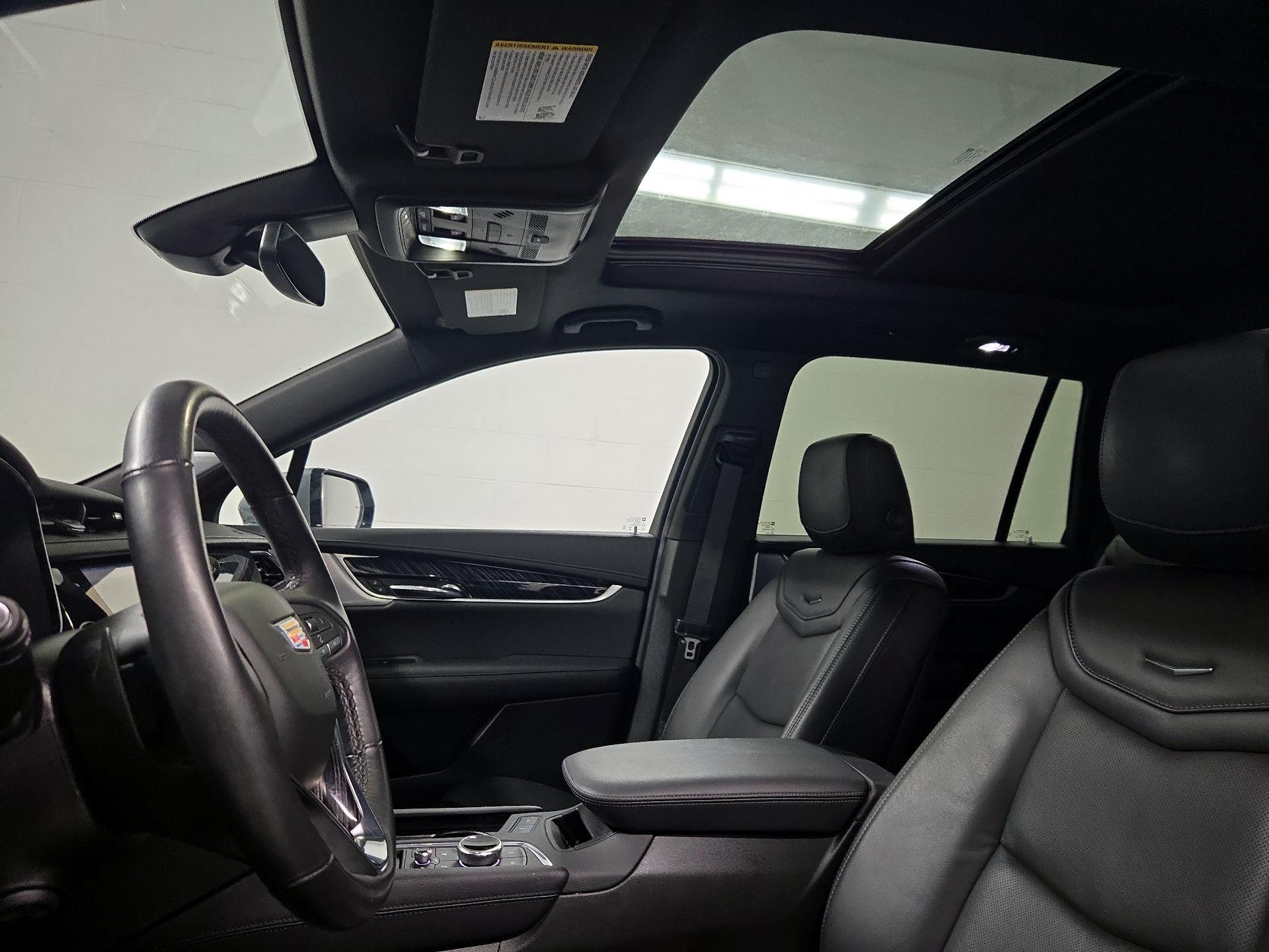 Thumbnail: 2025 Cadillac XT6 - 20