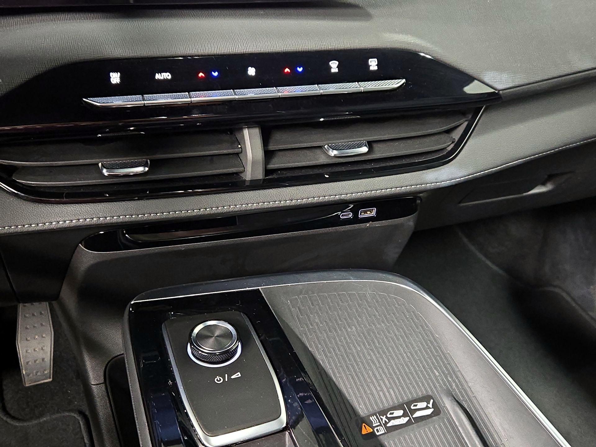 Thumbnail: 2025 Buick Enclave - 18