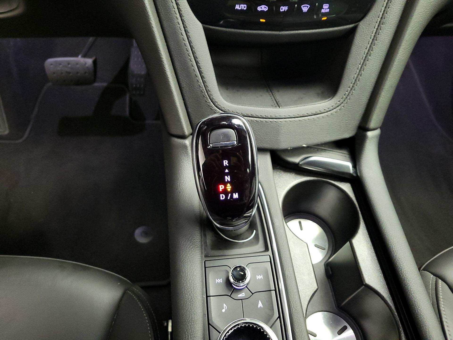 Thumbnail: 2025 Cadillac XT6 - 16