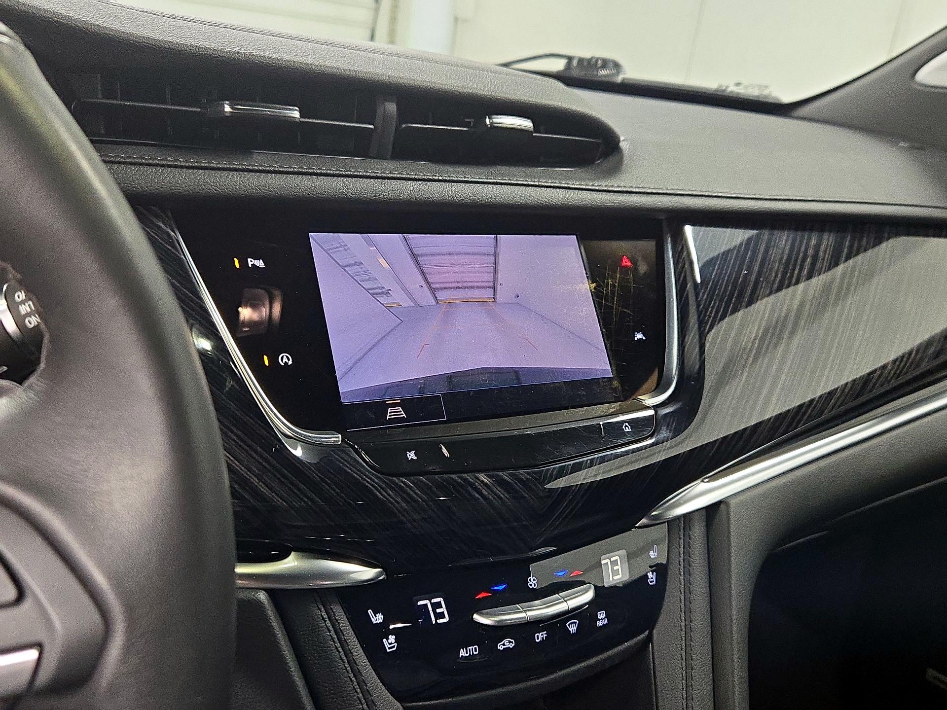 Thumbnail: 2025 Cadillac XT6 - 15