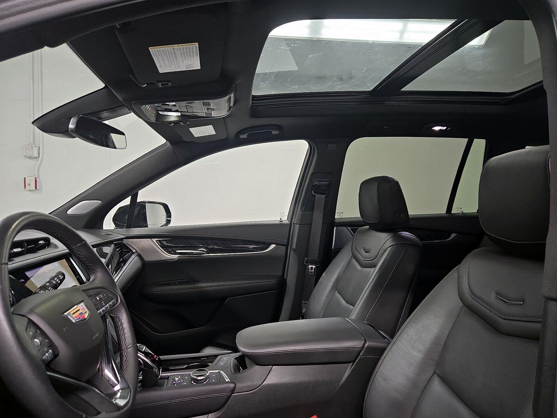 Thumbnail: 2025 Cadillac XT6 - 20