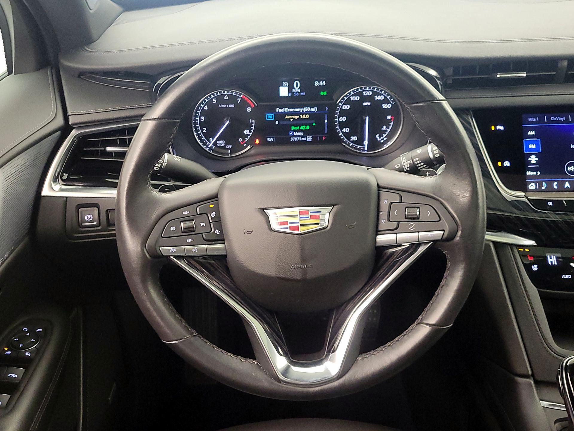 Thumbnail: 2025 Cadillac XT6 - 10