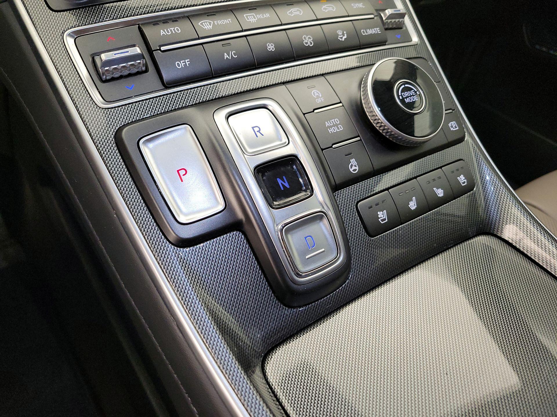 Thumbnail: 2023 Hyundai Santa Fe - 18