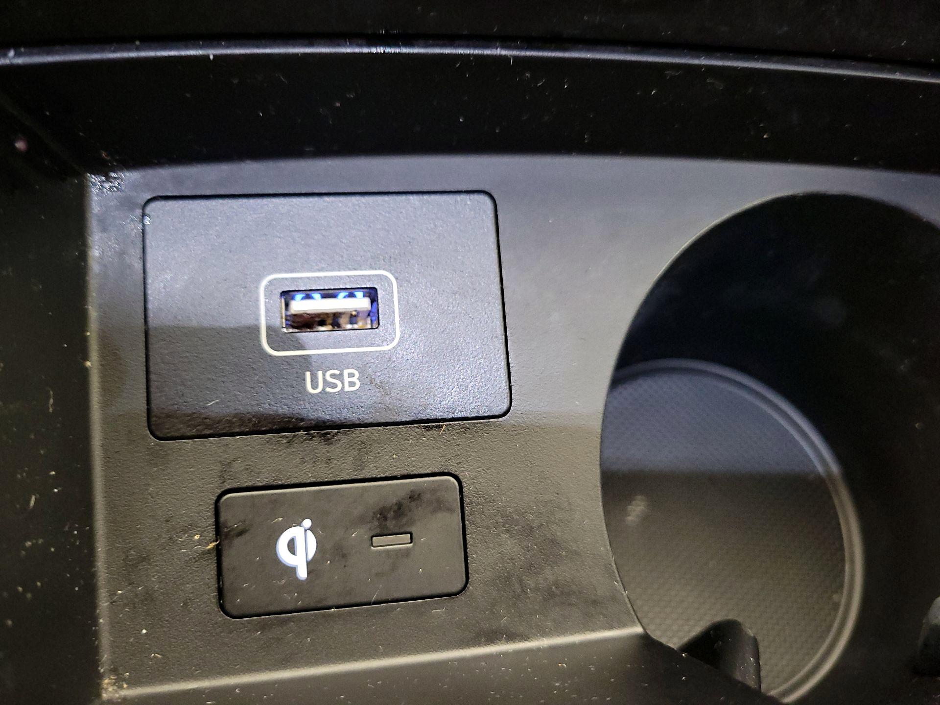 Thumbnail: 2023 Hyundai Santa Fe - 19