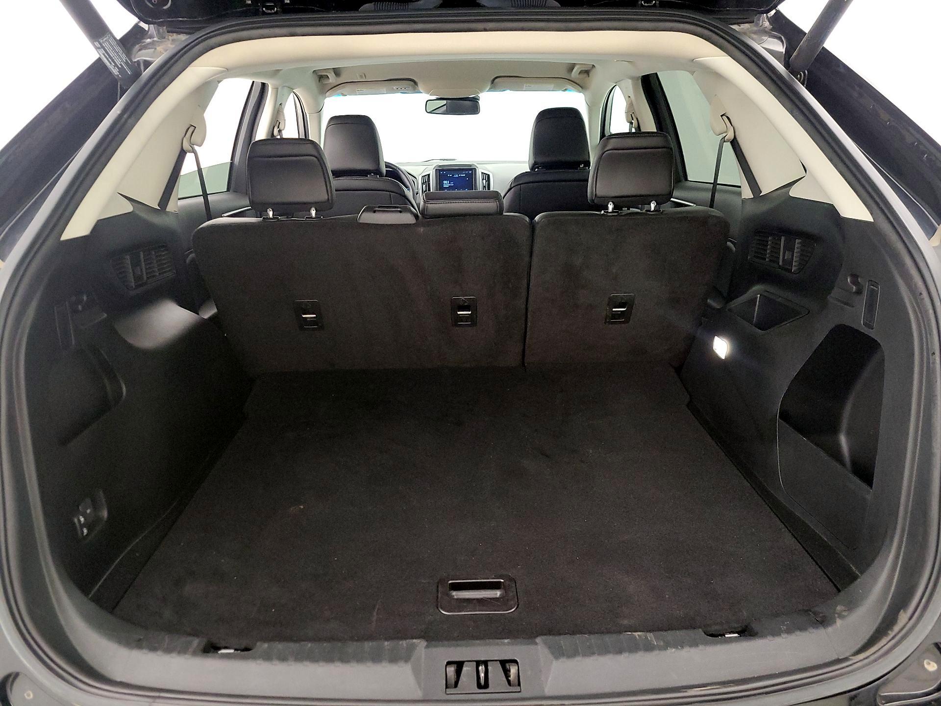 Thumbnail: 2022 Ford Edge - 20