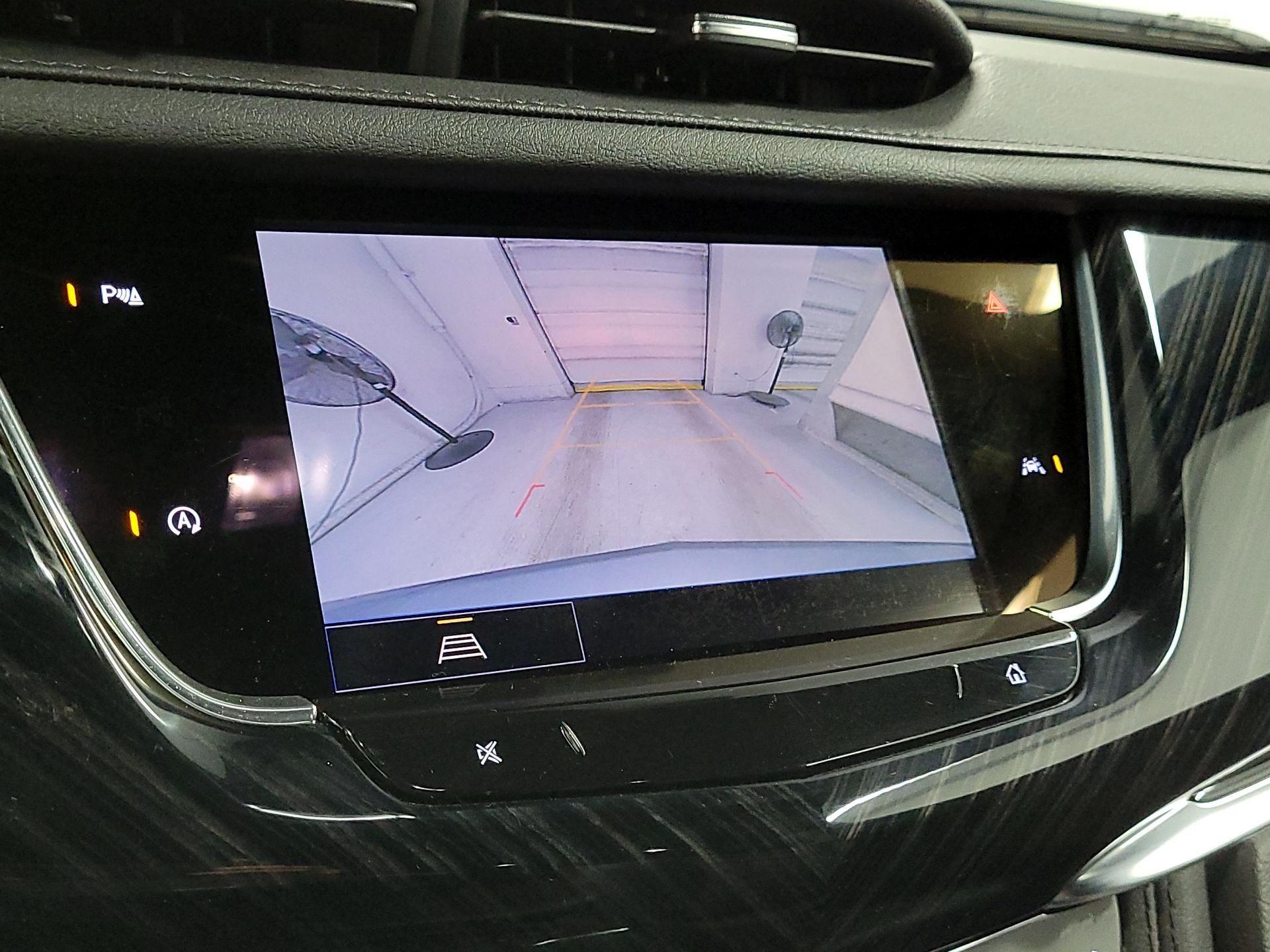 Thumbnail: 2025 Cadillac XT6 - 13