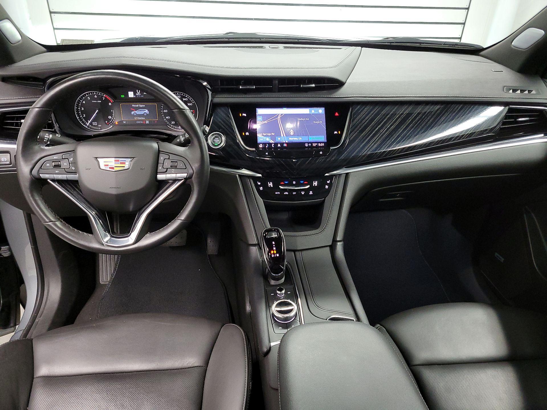 Thumbnail: 2025 Cadillac XT6 - 8