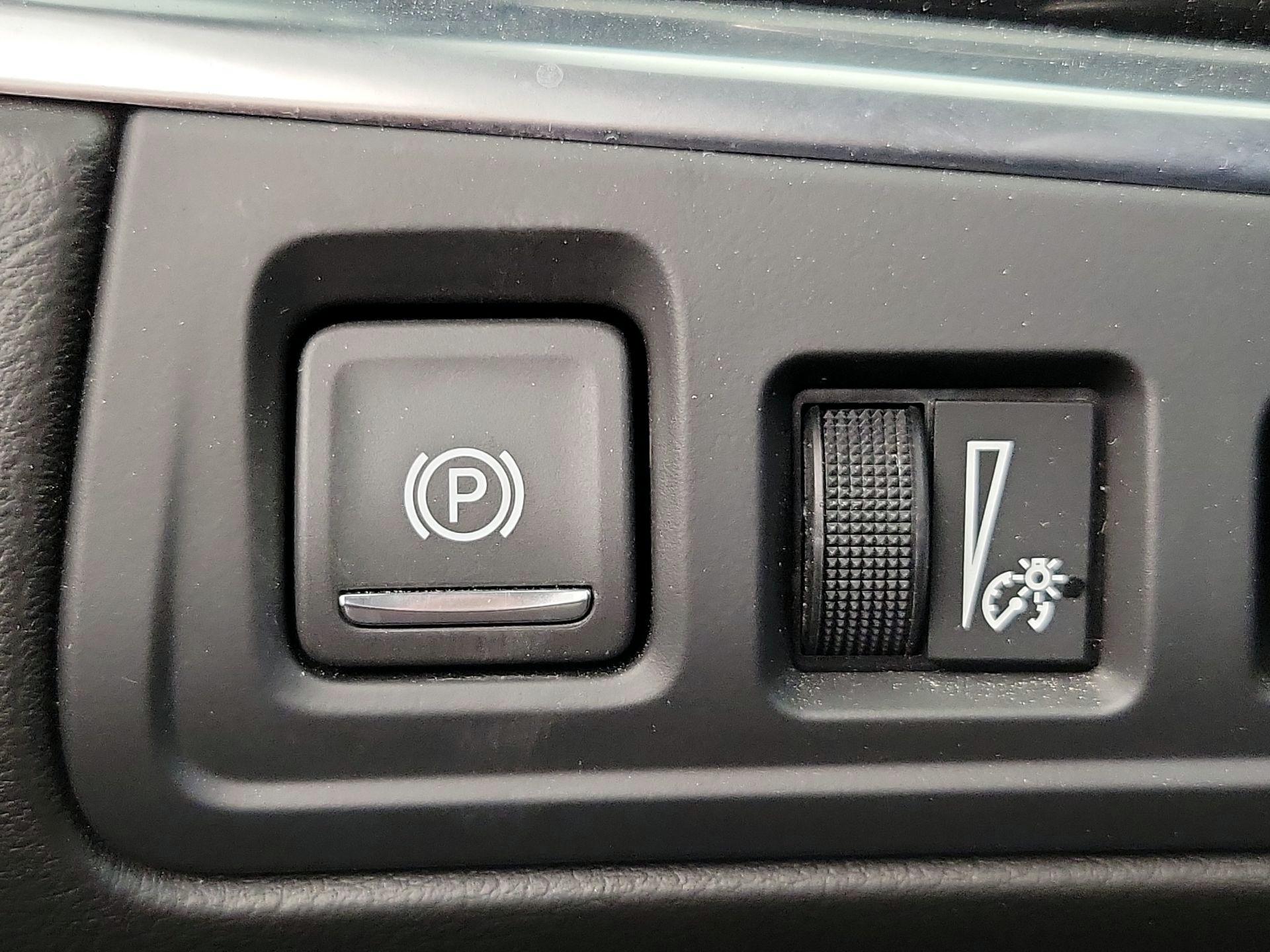 Thumbnail: 2025 Cadillac XT6 - 13