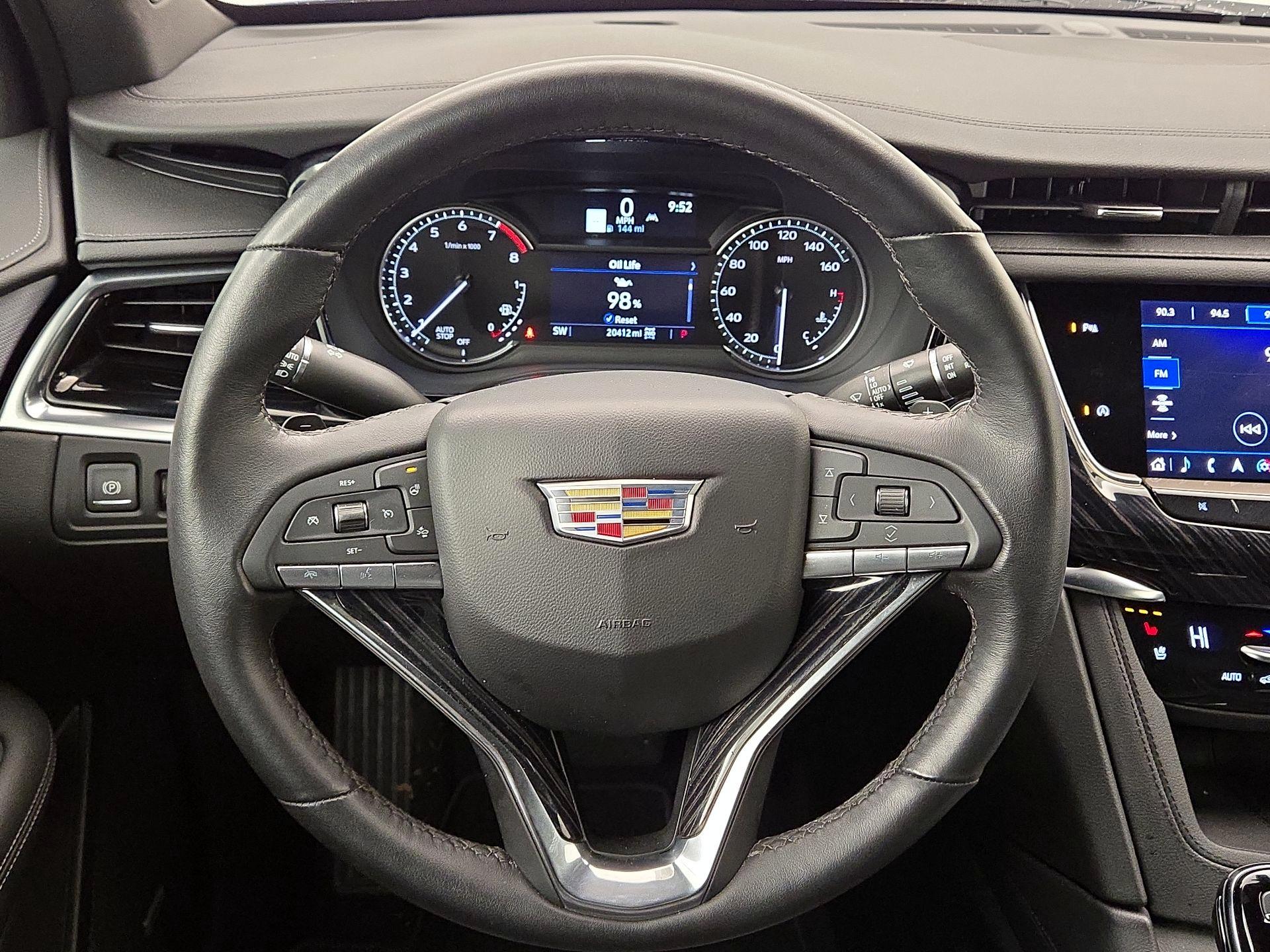 Thumbnail: 2025 Cadillac XT6 - 10