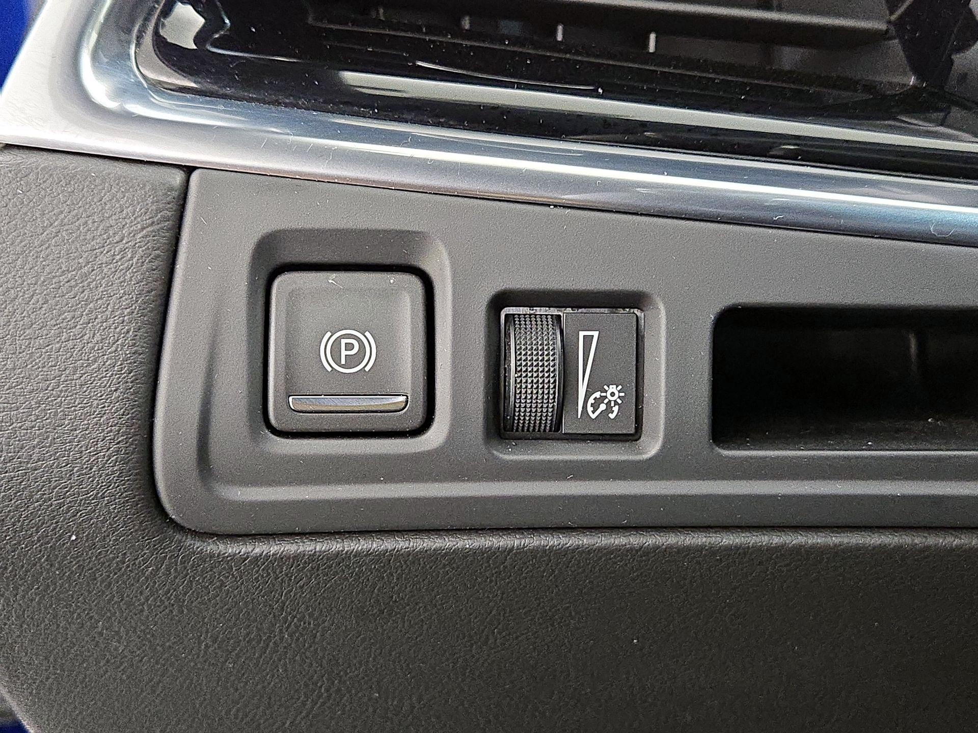 Thumbnail: 2025 Cadillac XT6 - 13