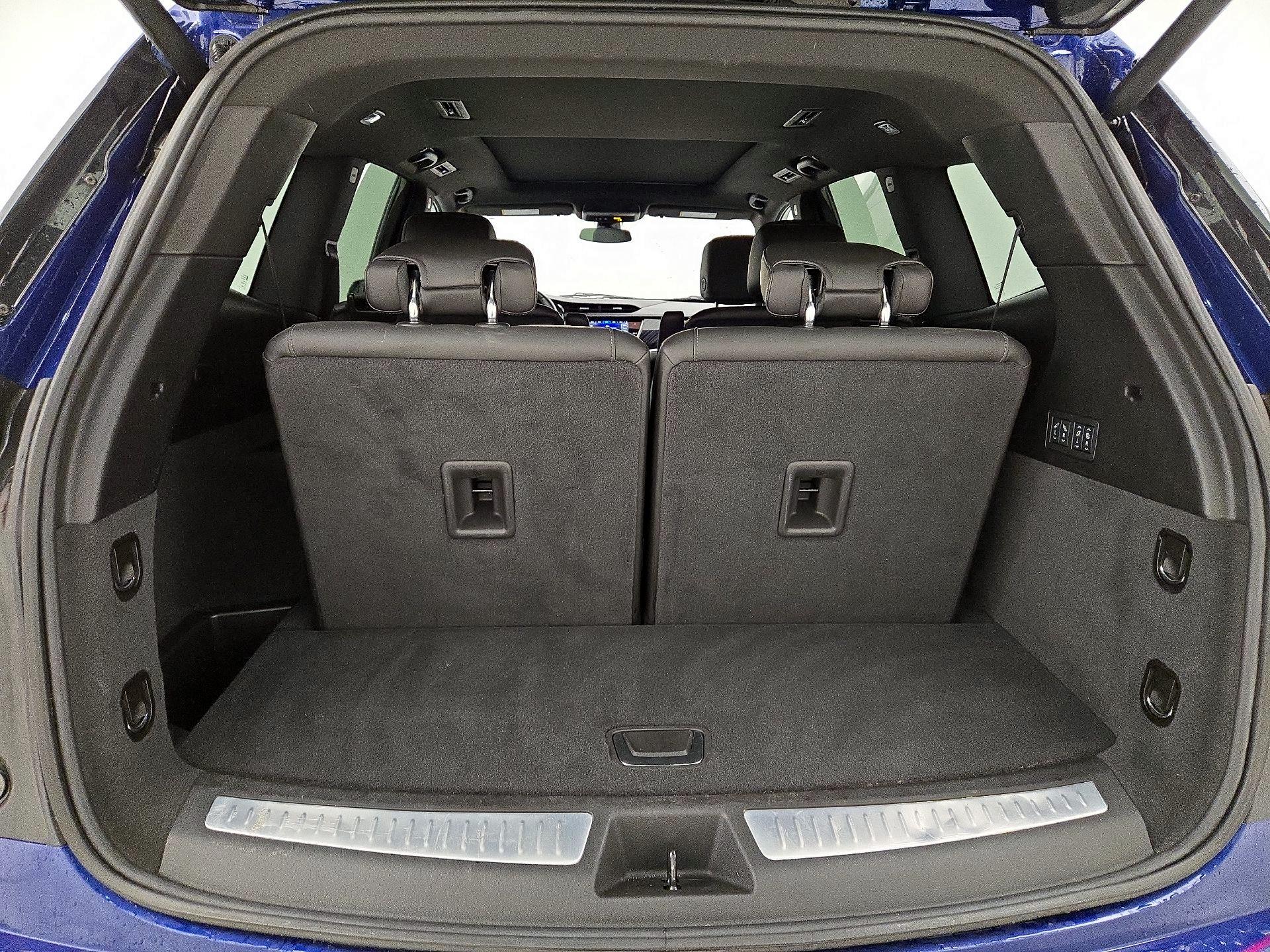 Thumbnail: 2025 Cadillac XT6 - 19