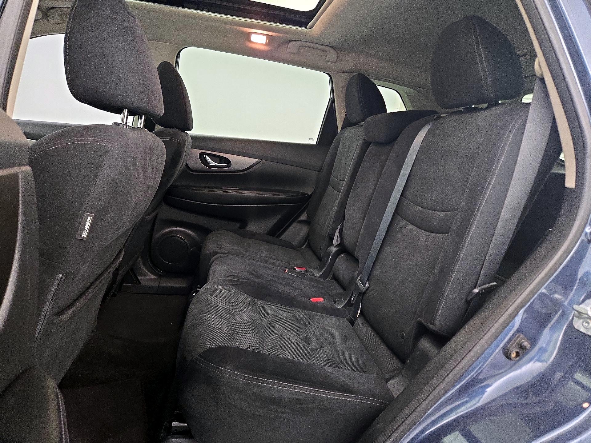 Thumbnail: 2014 Nissan Rogue - 20