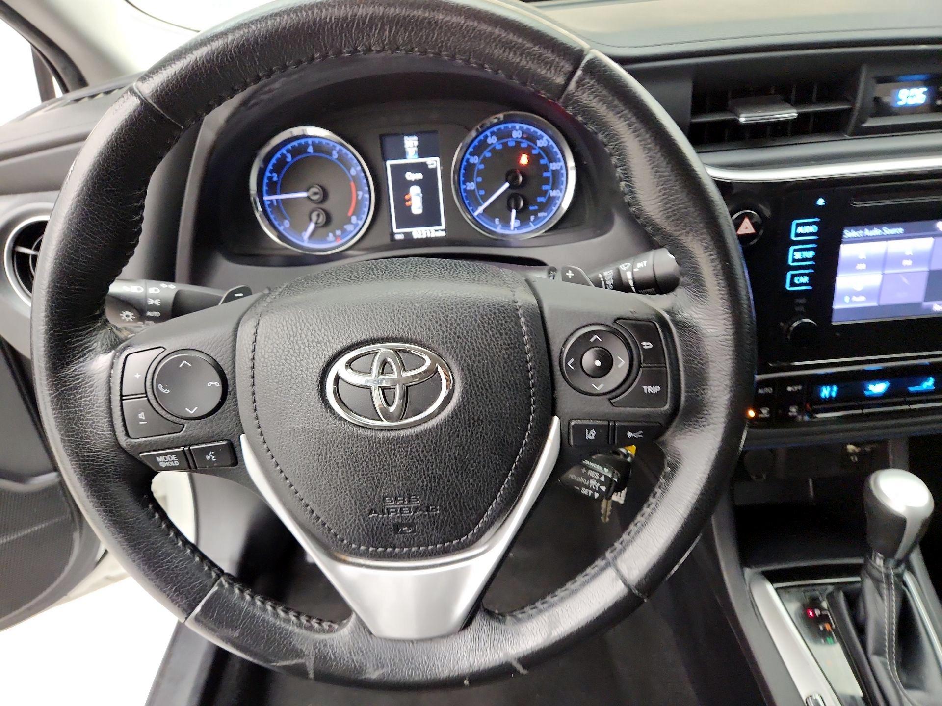 Thumbnail: 2019 Toyota Corolla - 10