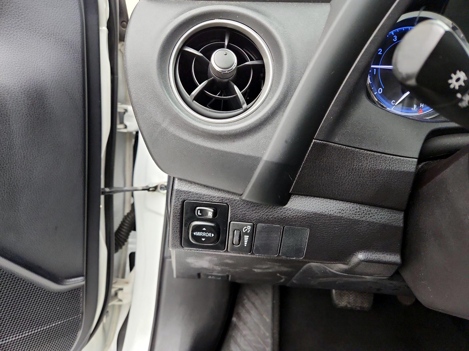 Thumbnail: 2019 Toyota Corolla - 13