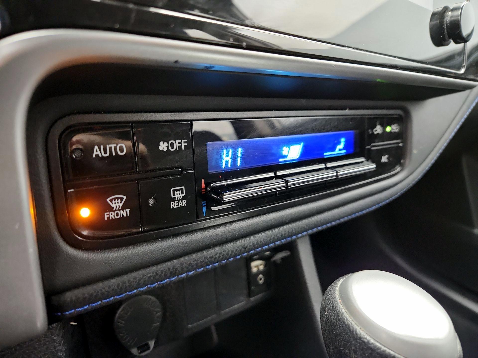 Thumbnail: 2019 Toyota Corolla - 16