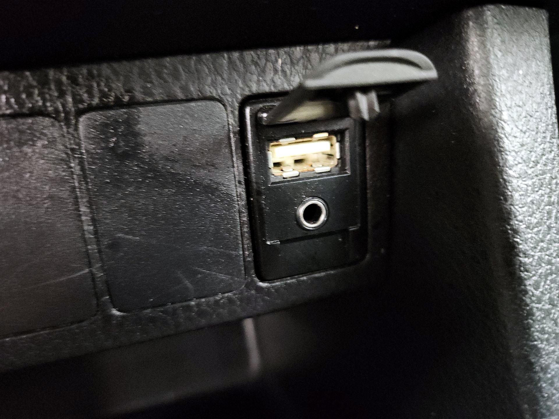 Thumbnail: 2019 Toyota Corolla - 18