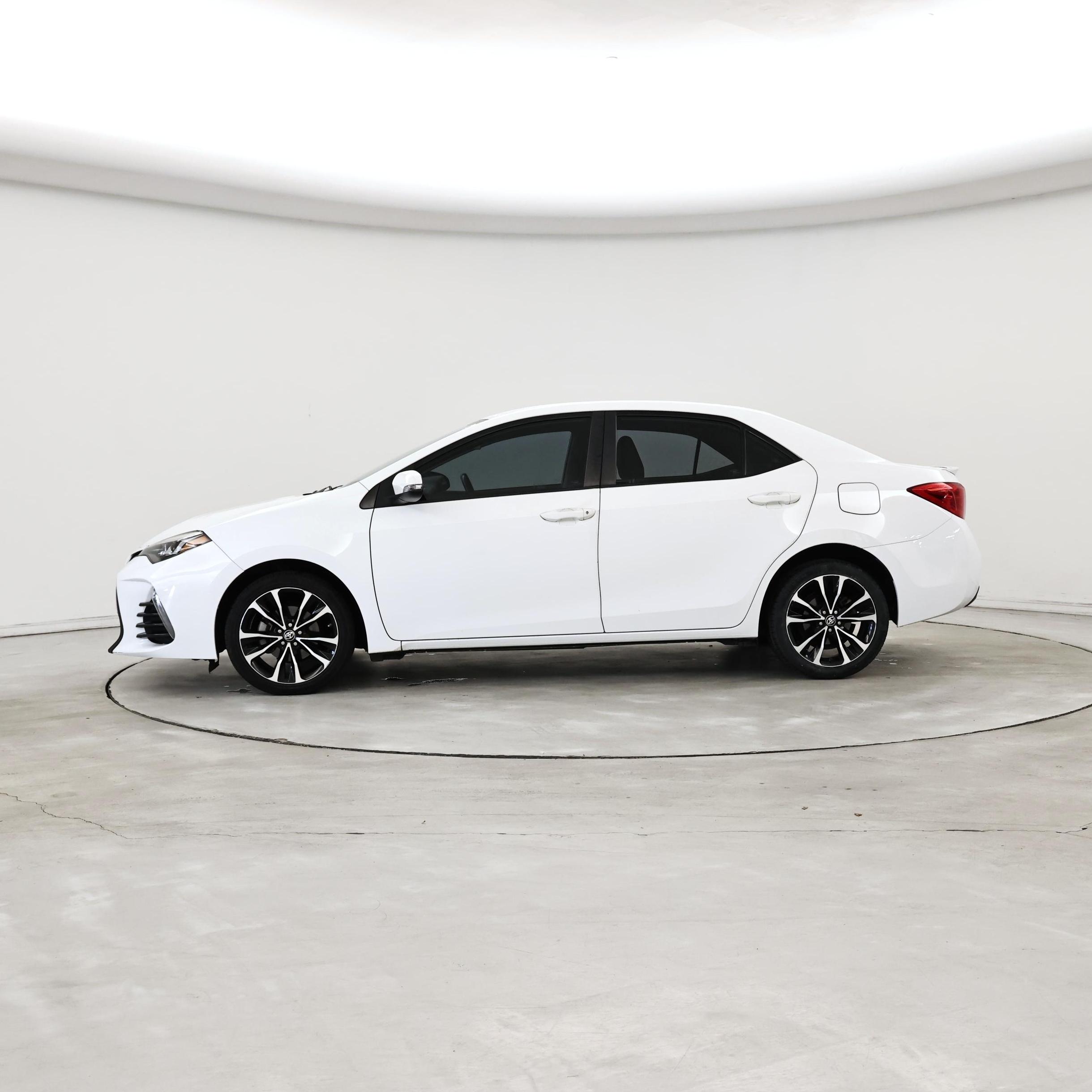 Thumbnail: 2019 Toyota Corolla - 3