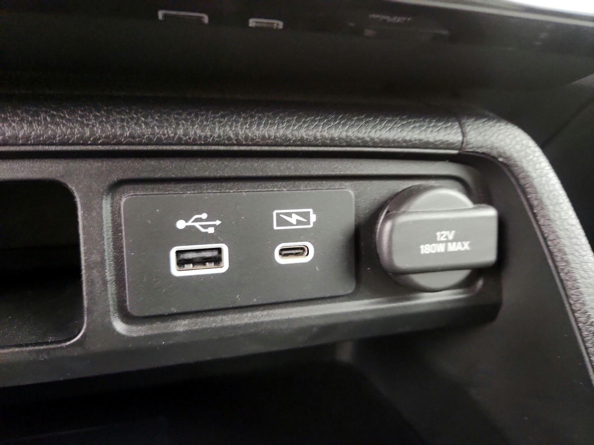 Thumbnail: 2023 Honda Pilot - 18