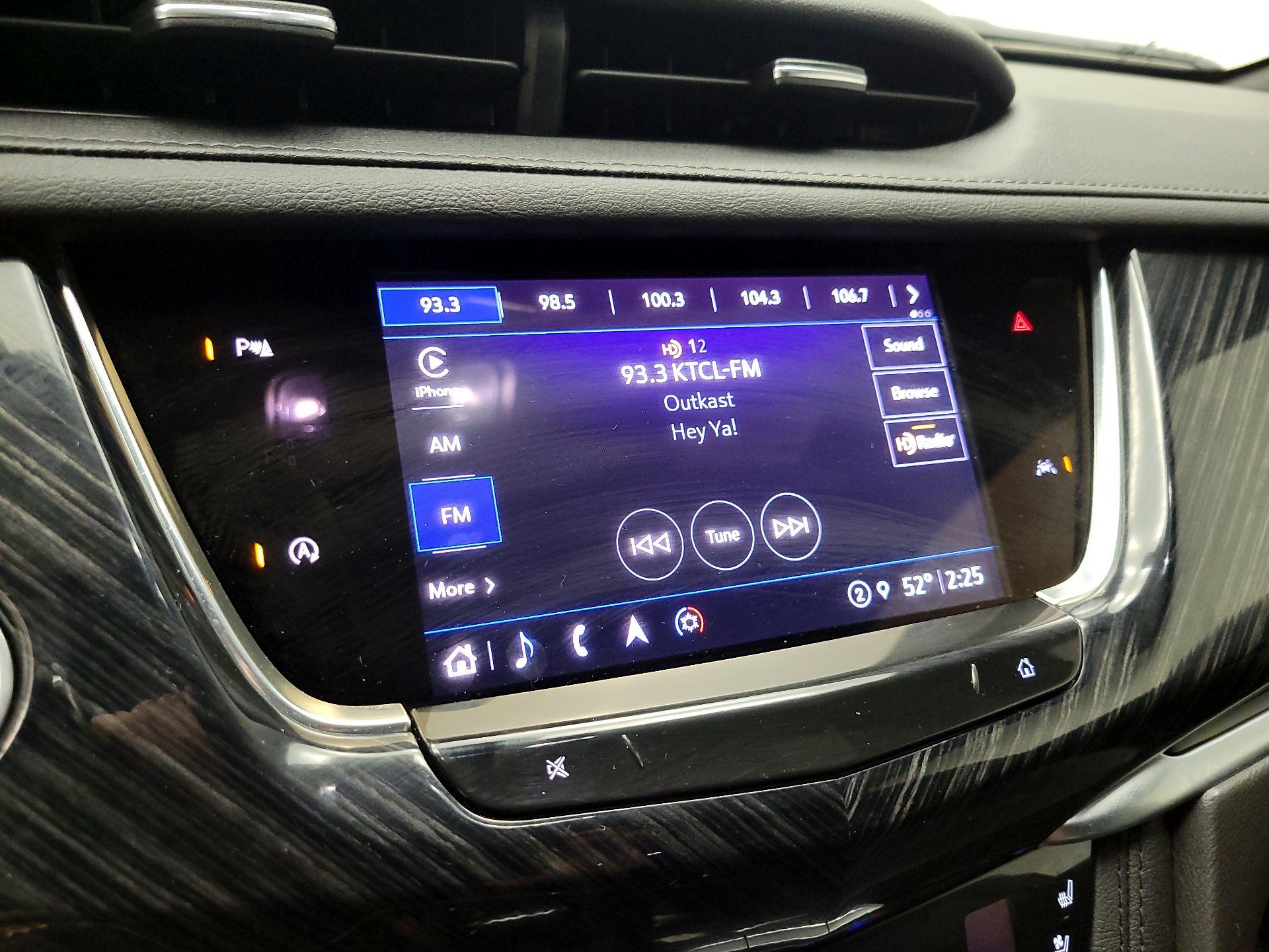 Thumbnail: 2025 Cadillac XT6 - 16