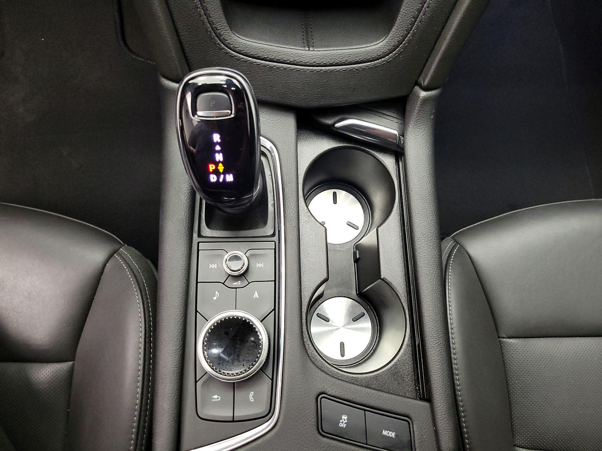 Thumbnail: 2025 Cadillac XT6 - 18