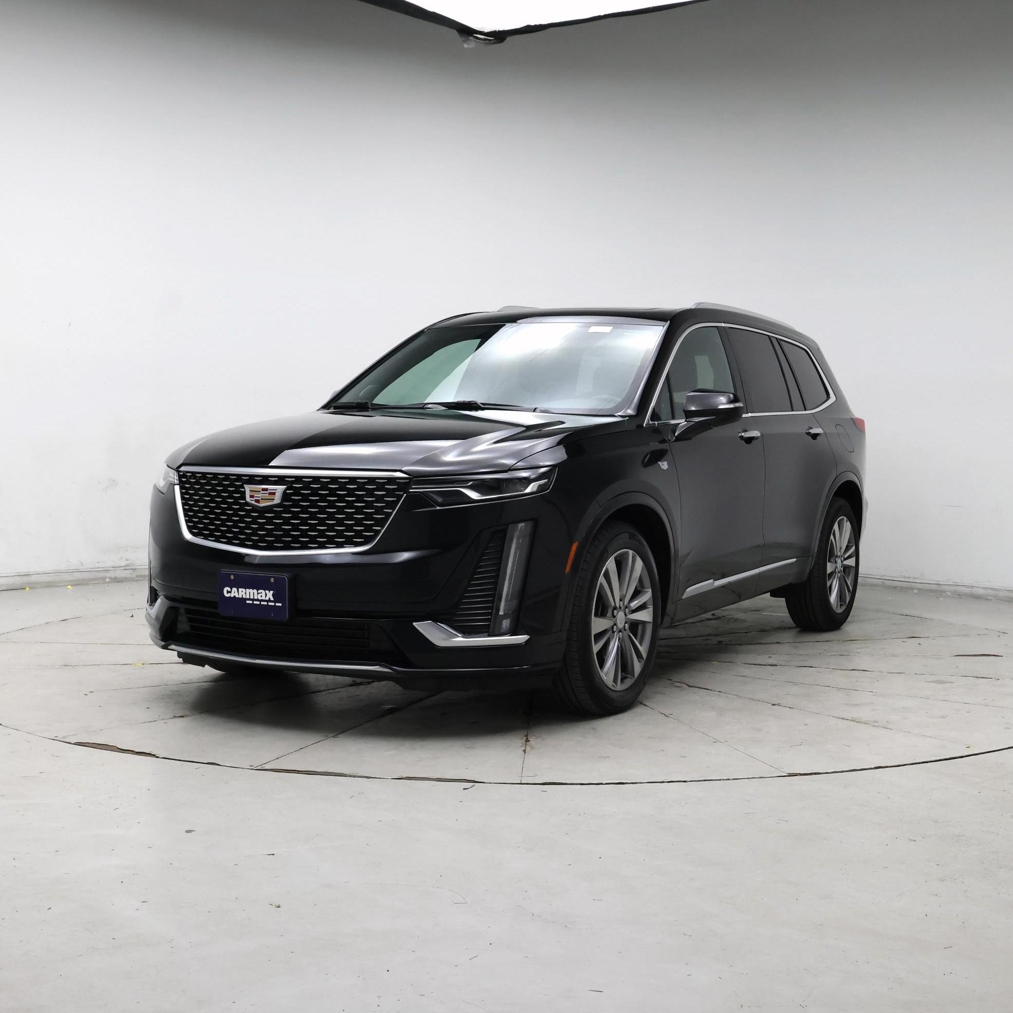 Thumbnail: 2025 Cadillac XT6 - 4
