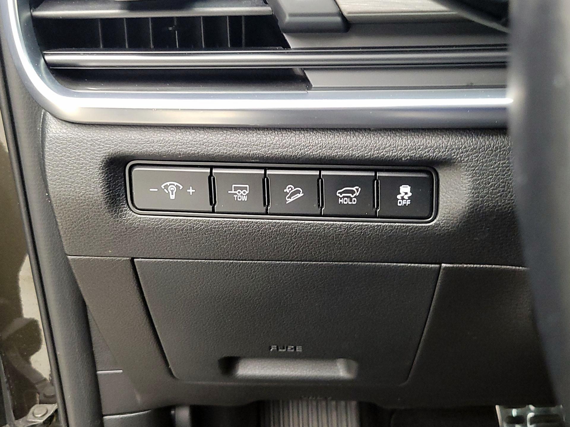 Thumbnail: 2023 Kia Telluride - 13