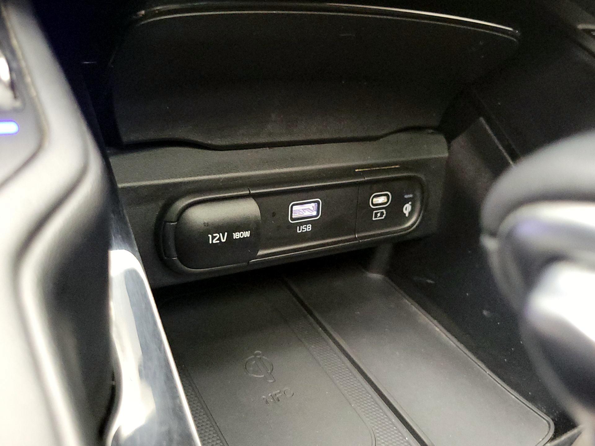 Thumbnail: 2023 Kia Telluride - 19