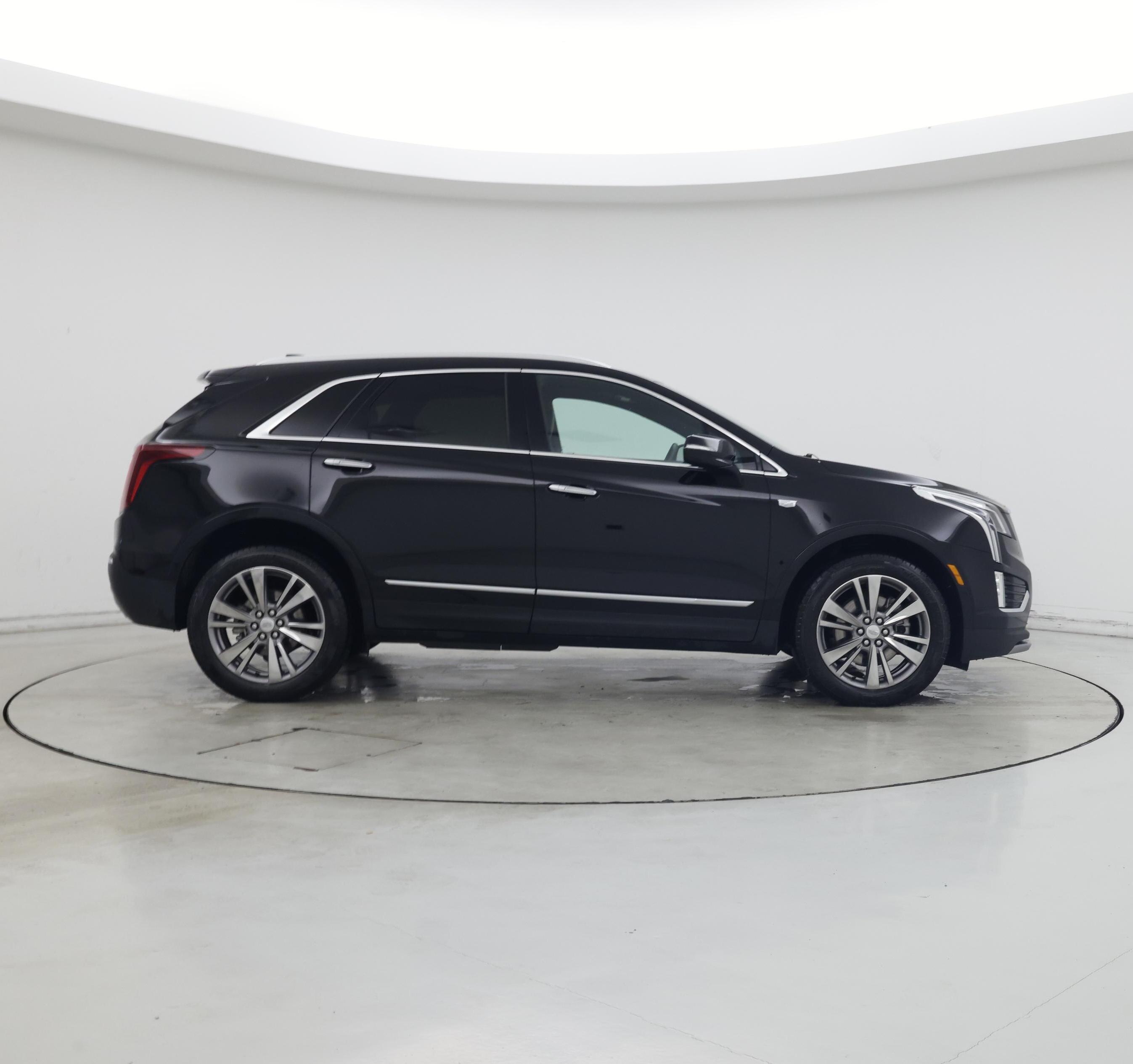 Thumbnail: 2025 Cadillac XT5 - 7