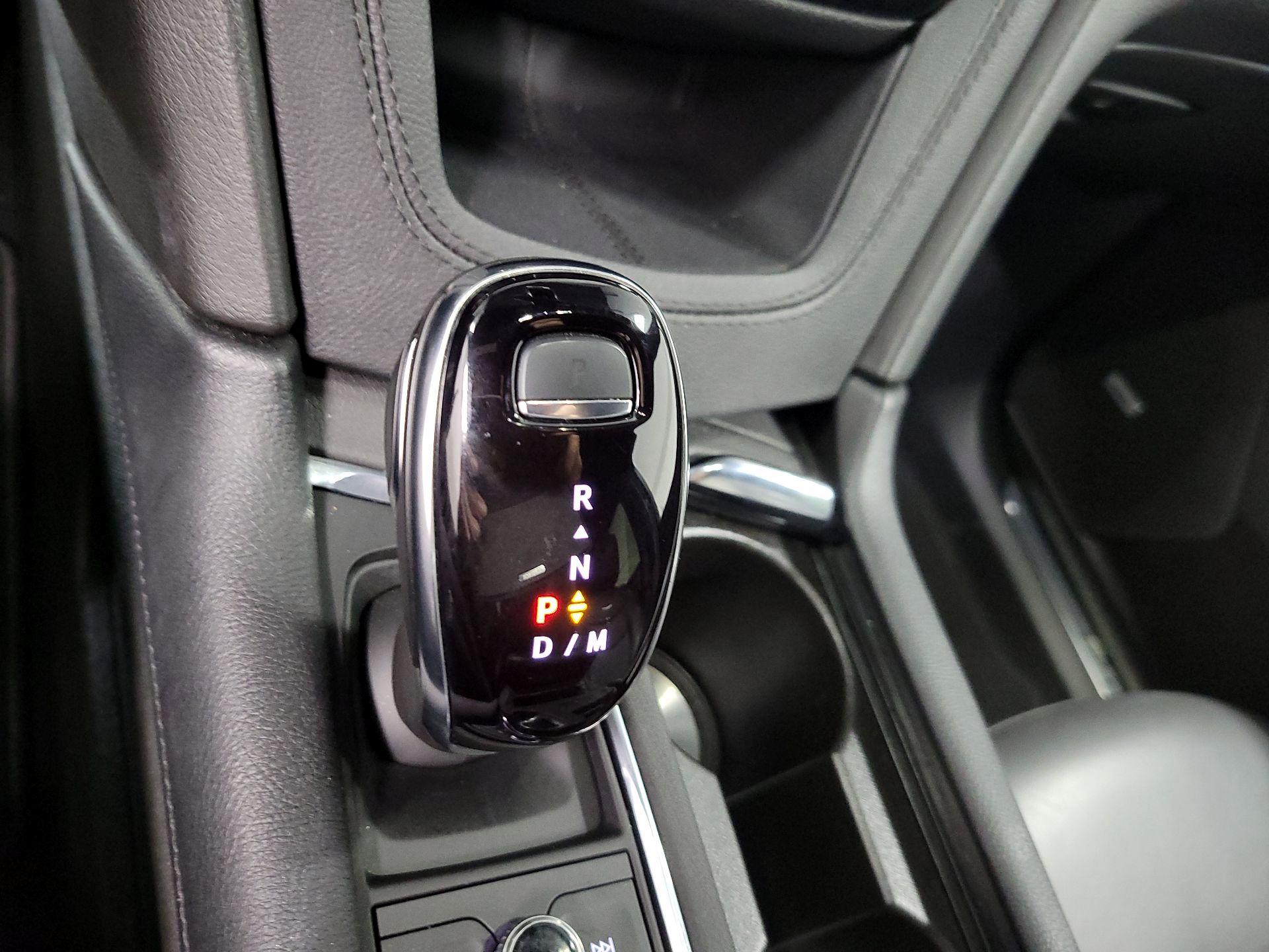 Thumbnail: 2025 Cadillac XT5 - 14