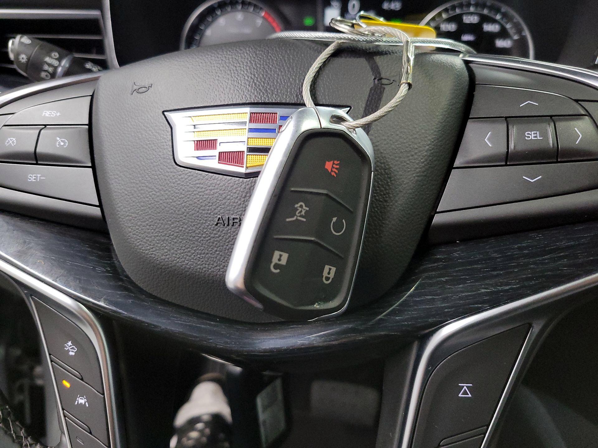 Thumbnail: 2025 Cadillac XT5 - 18