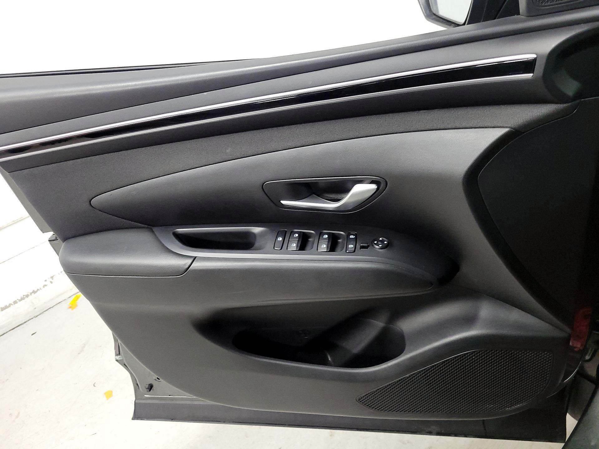 Thumbnail: 2023 Hyundai Tucson - 12