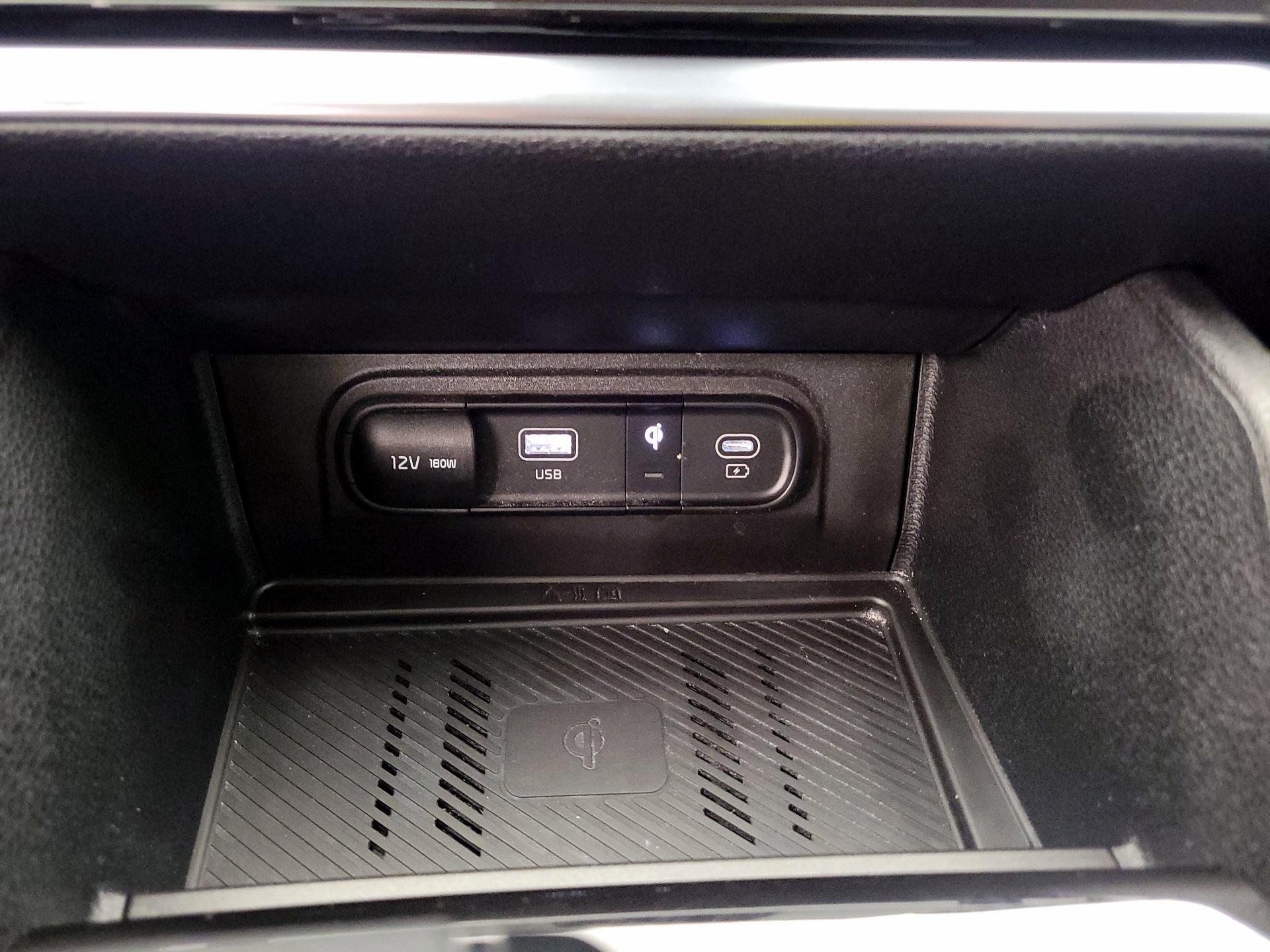 Thumbnail: 2023 Kia Sportage - 19