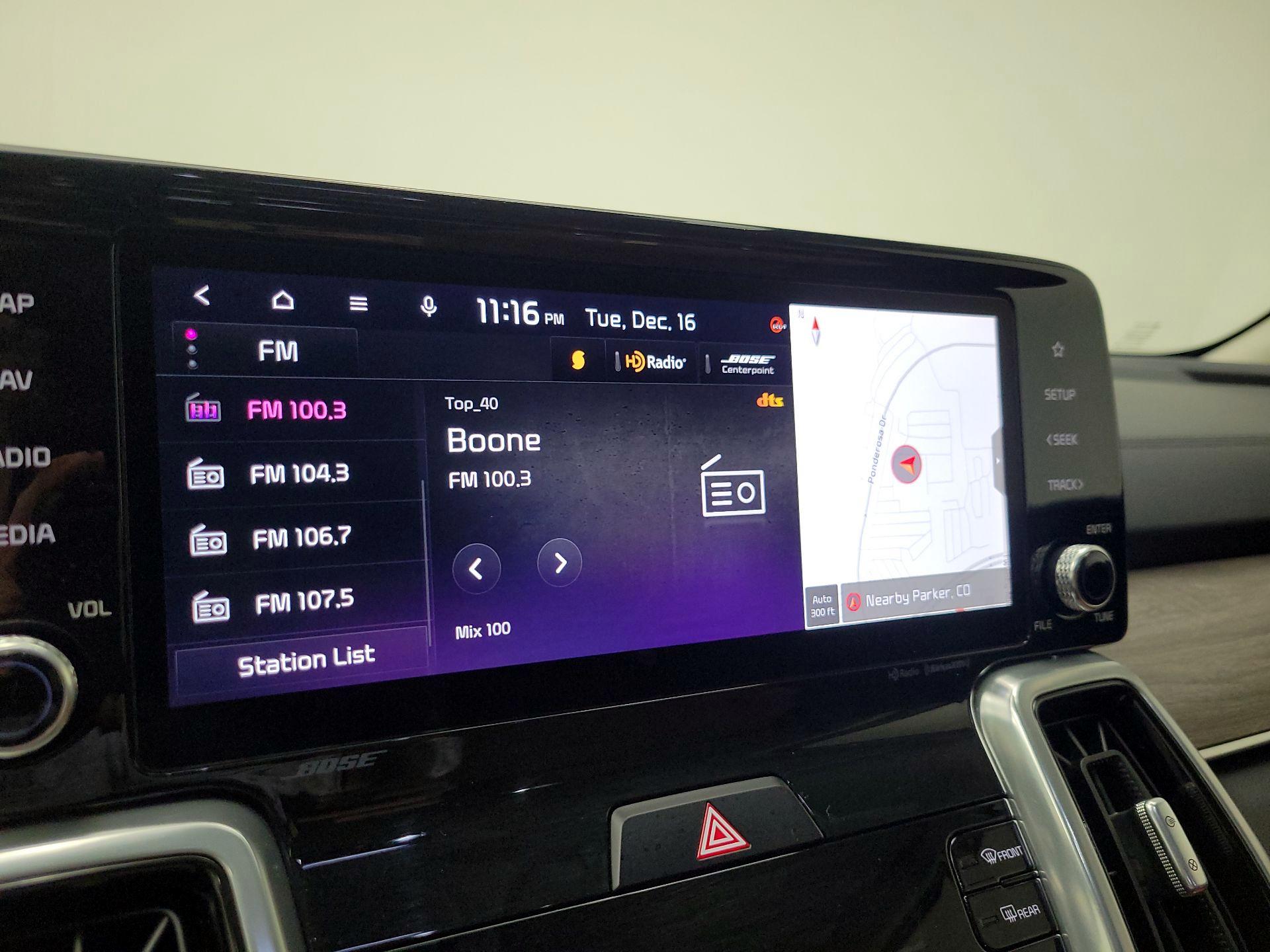 Thumbnail: 2023 Kia Sorento - 16