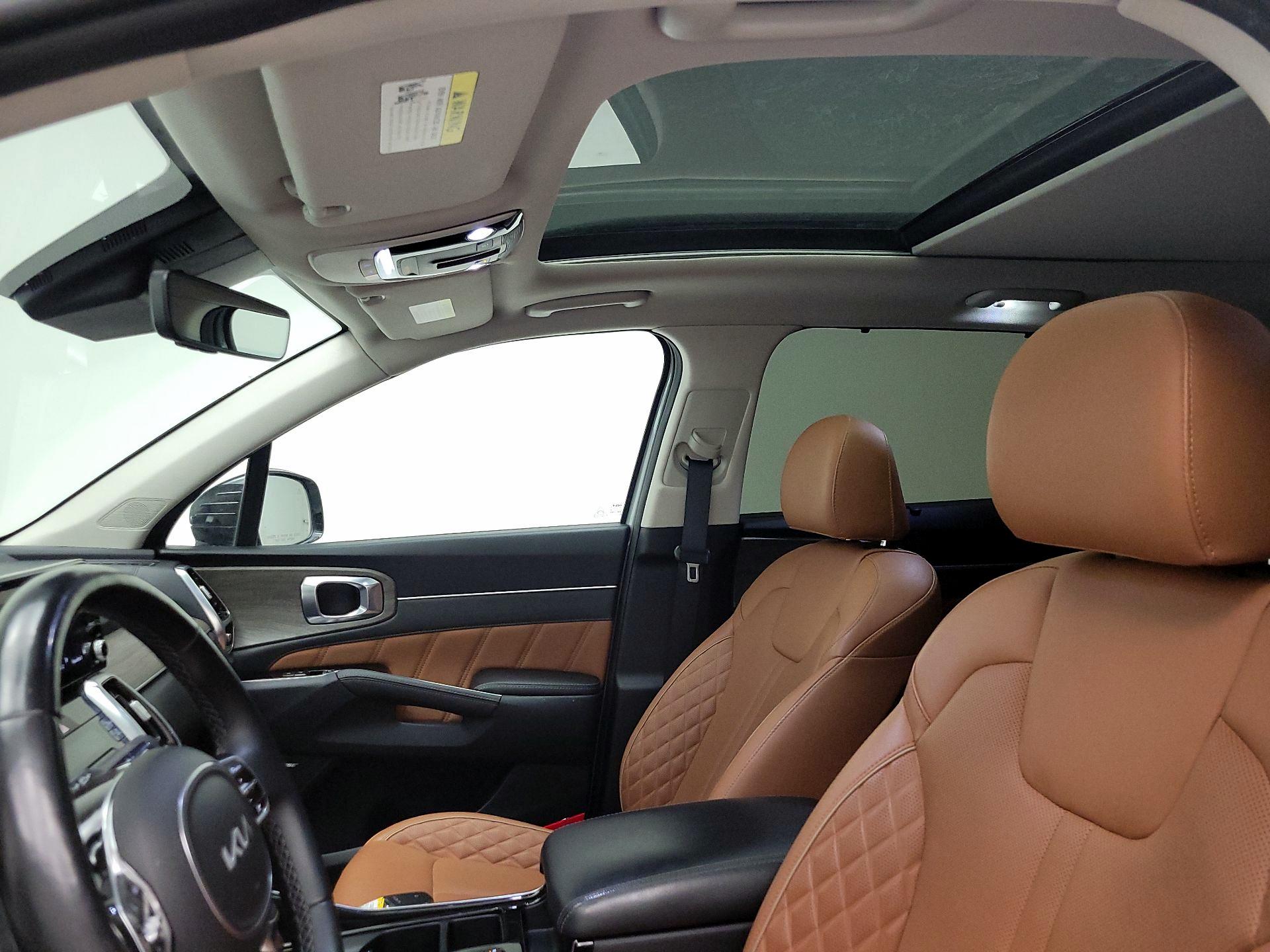 Thumbnail: 2023 Kia Sorento - 20