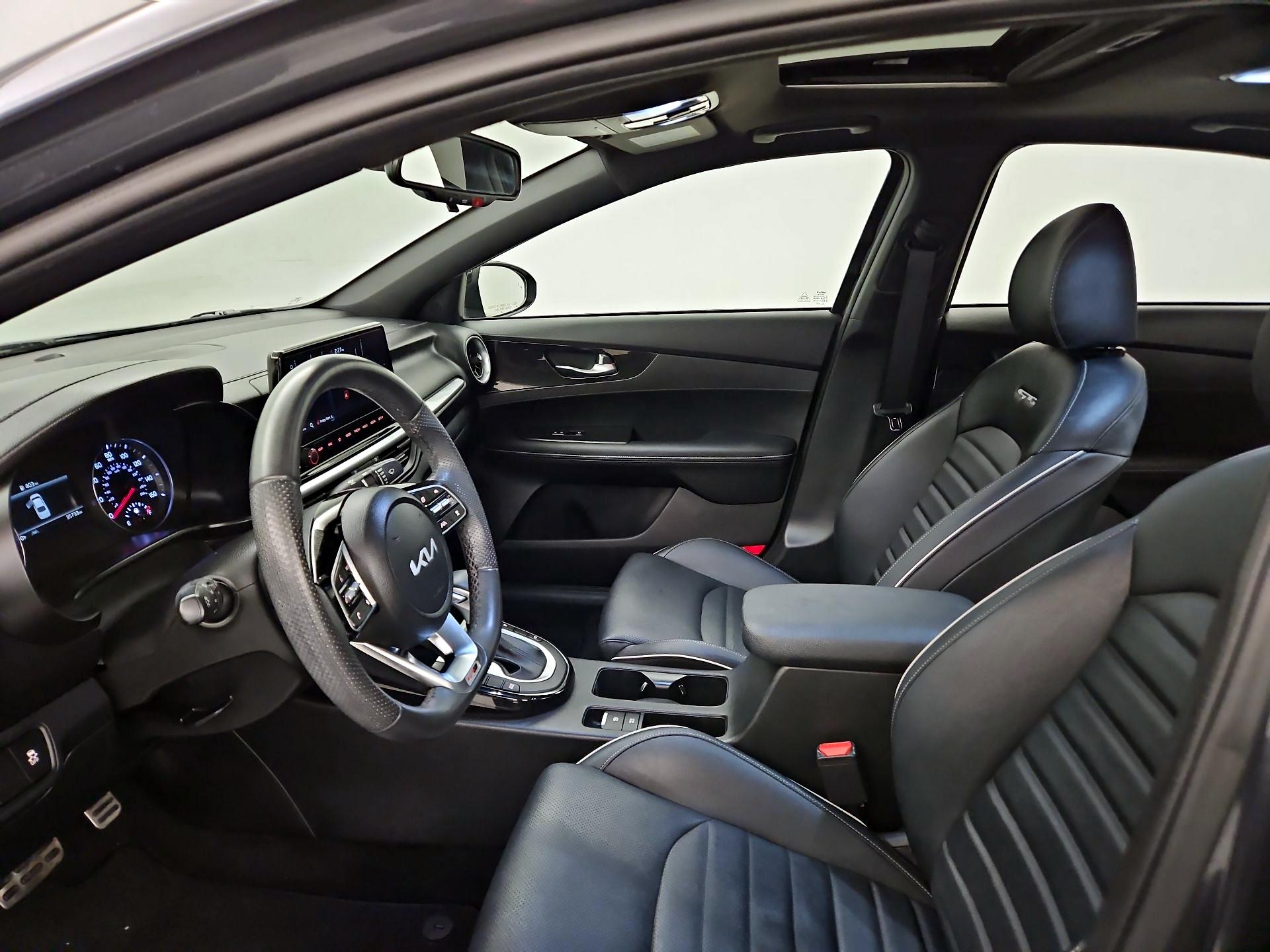 Thumbnail: 2023 Kia Forte - 11