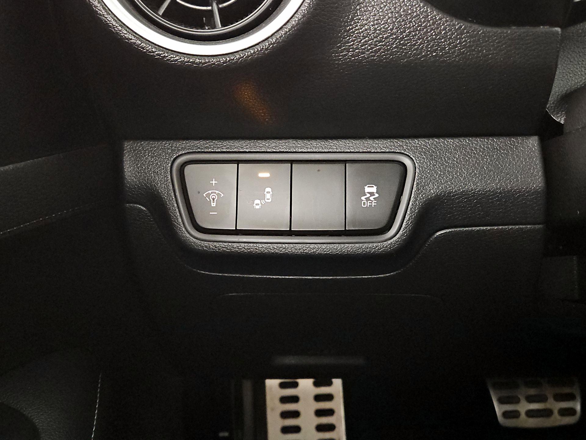 Thumbnail: 2023 Kia Forte - 13