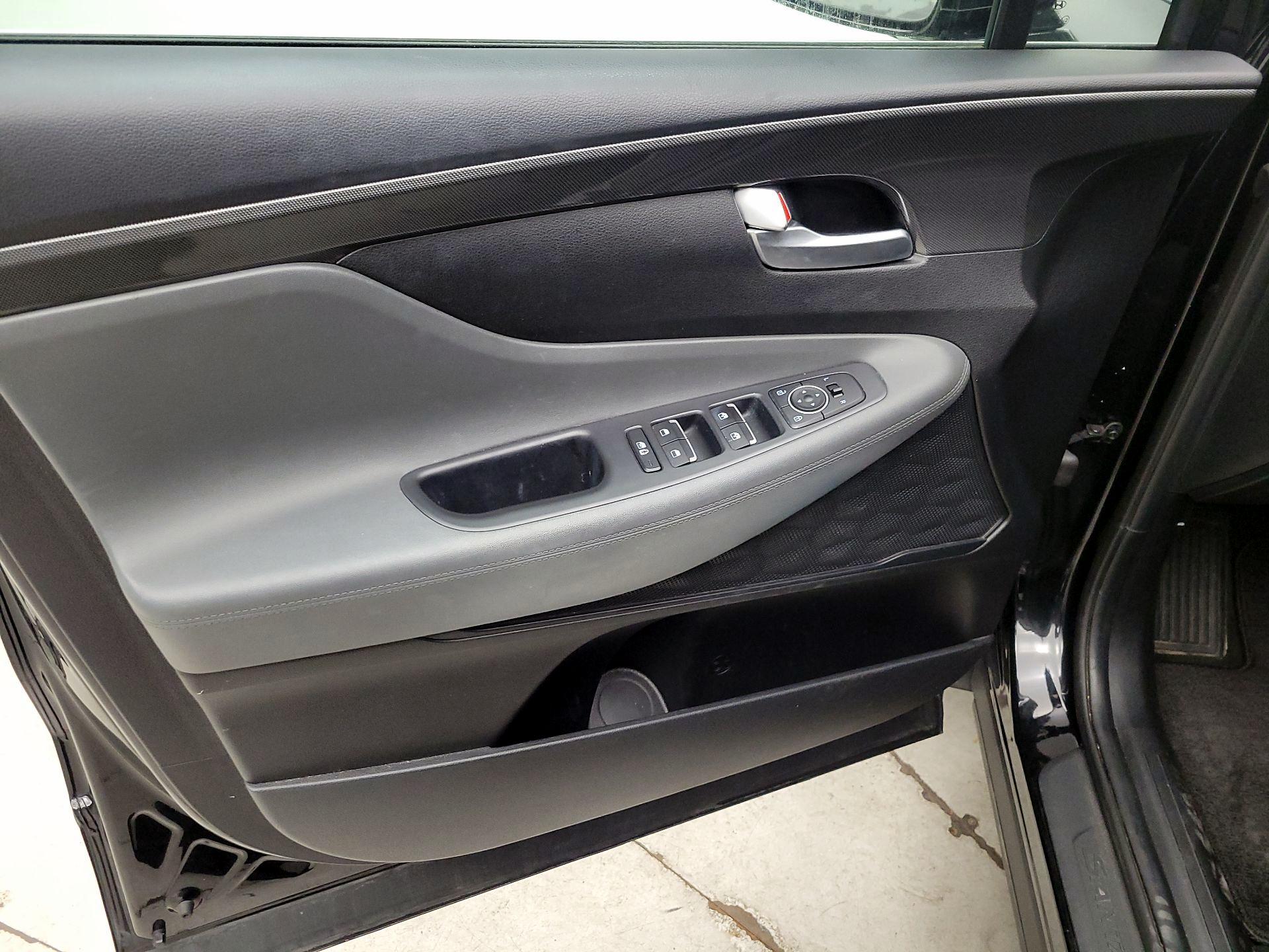 Thumbnail: 2023 Hyundai Santa Fe - 12