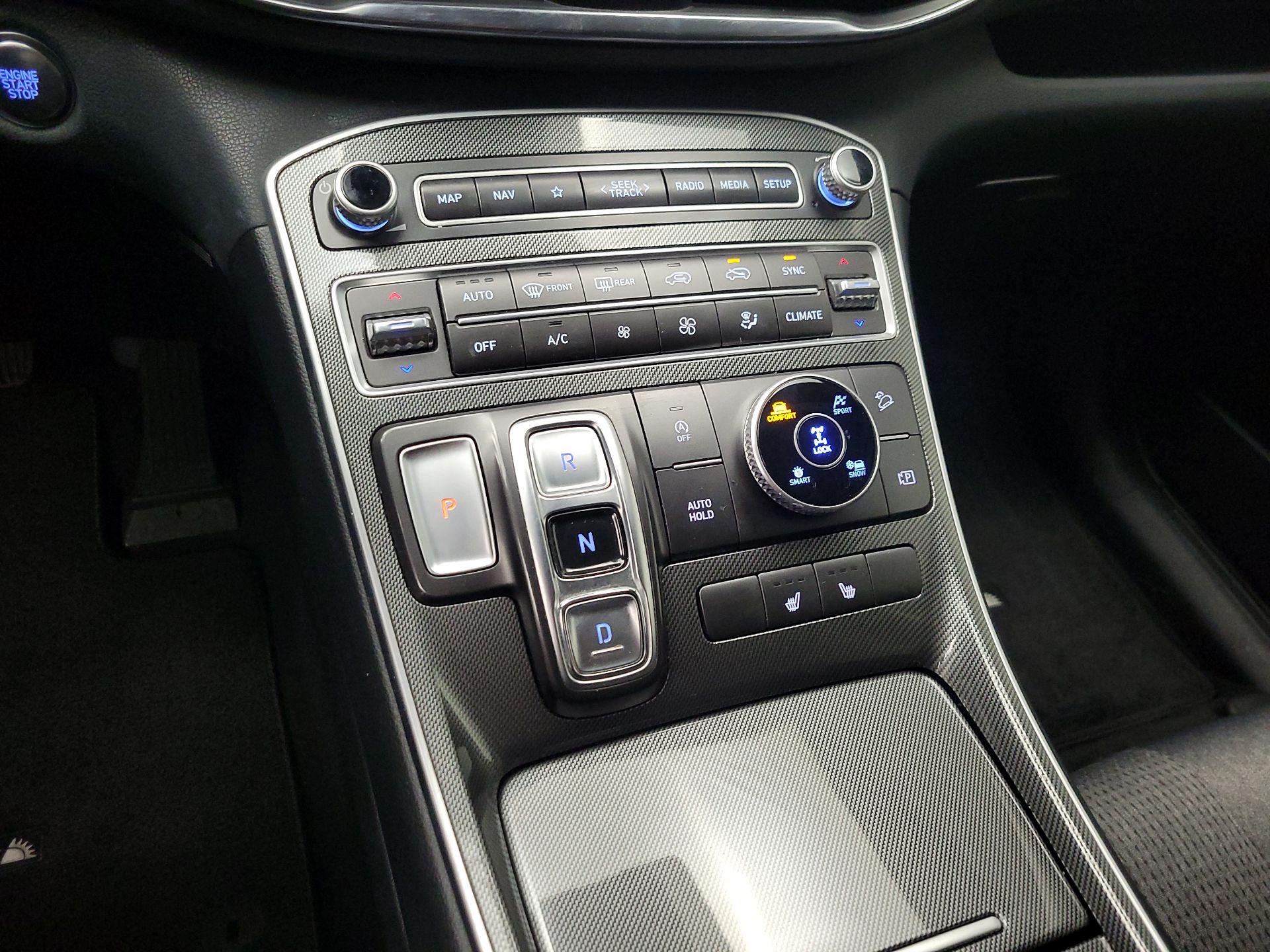 Thumbnail: 2023 Hyundai Santa Fe - 18