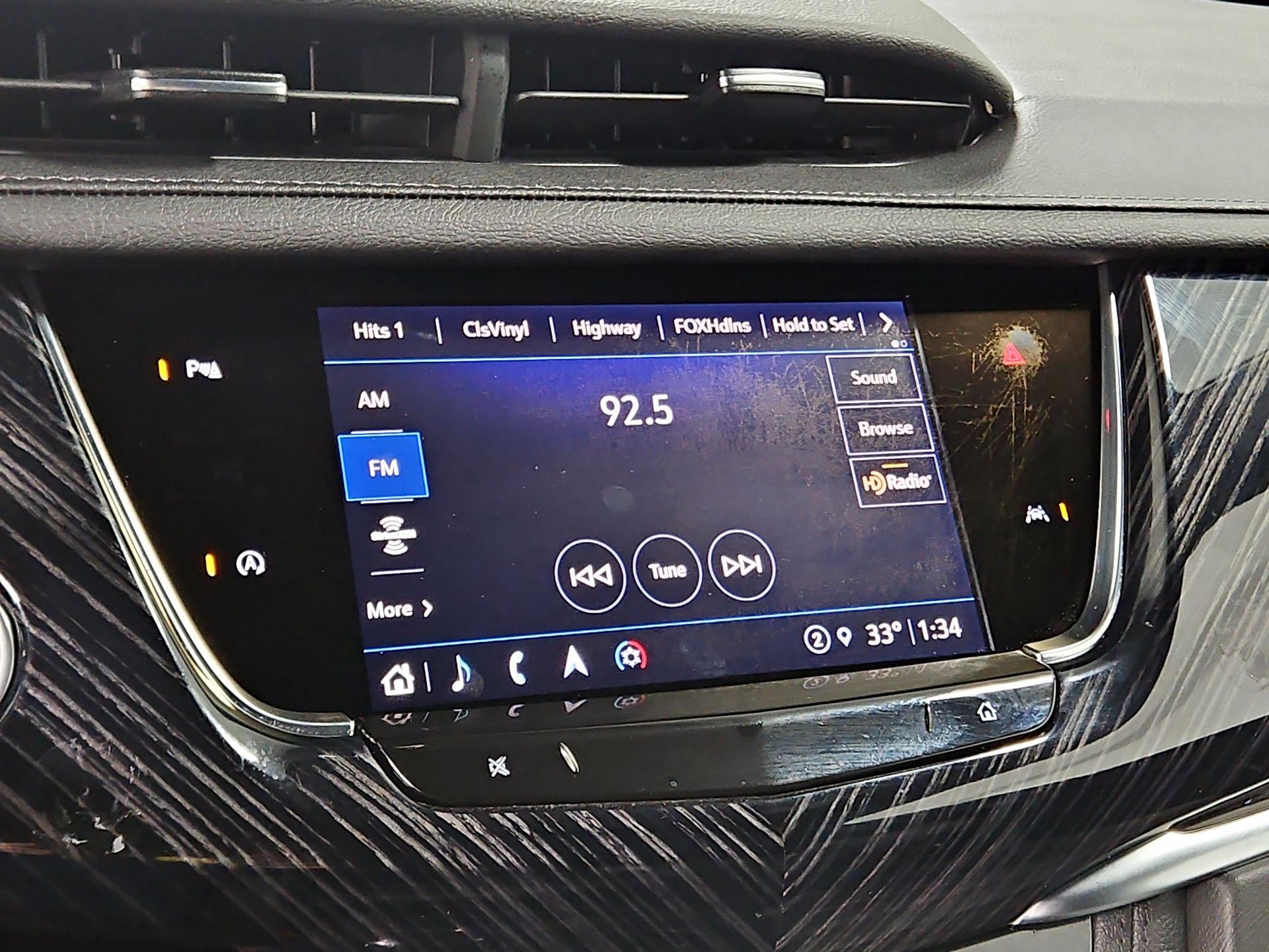 Thumbnail: 2025 Cadillac XT6 - 15