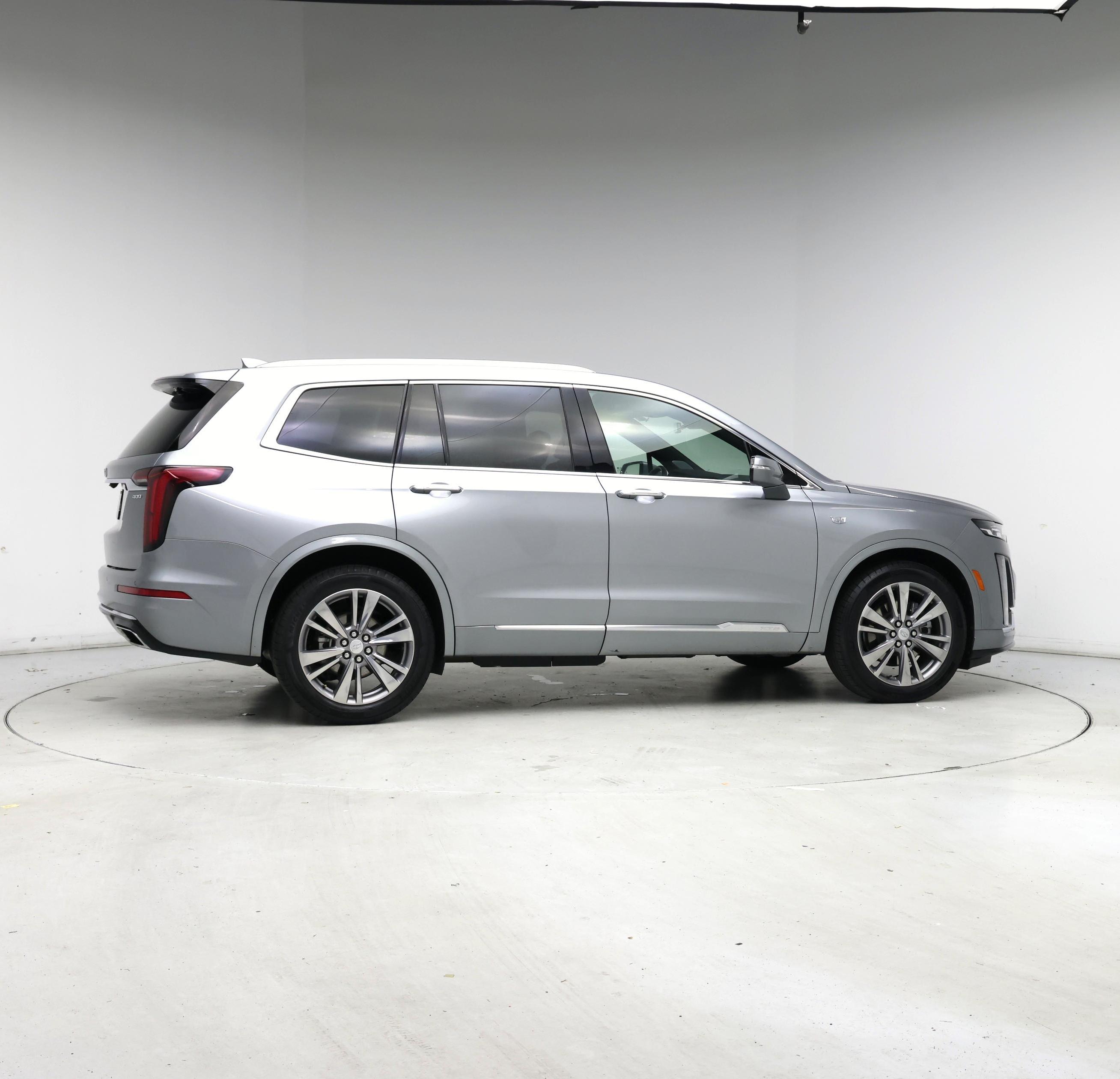 Thumbnail: 2025 Cadillac XT6 - 7