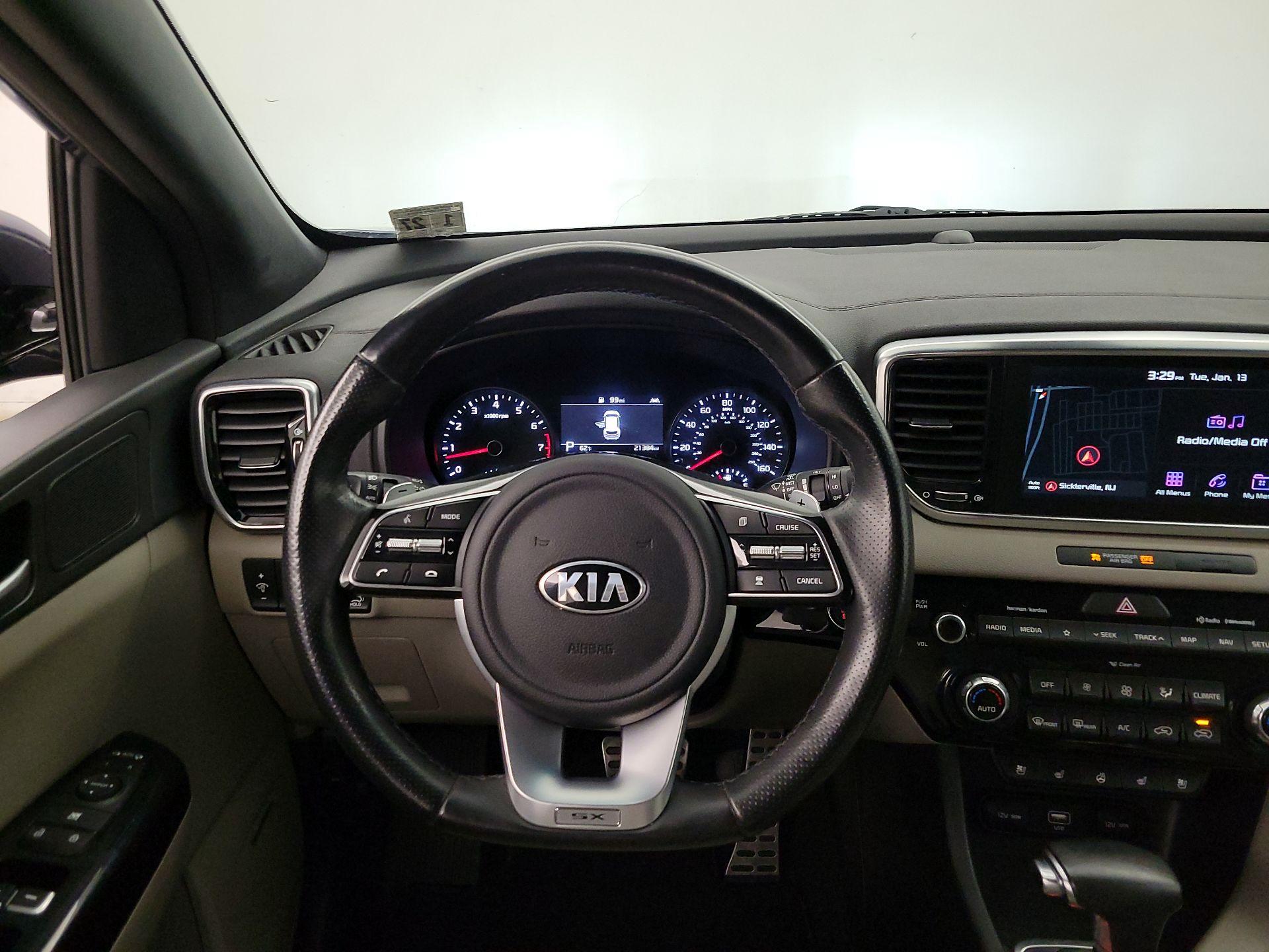 Thumbnail: 2022 Kia Sportage - 10