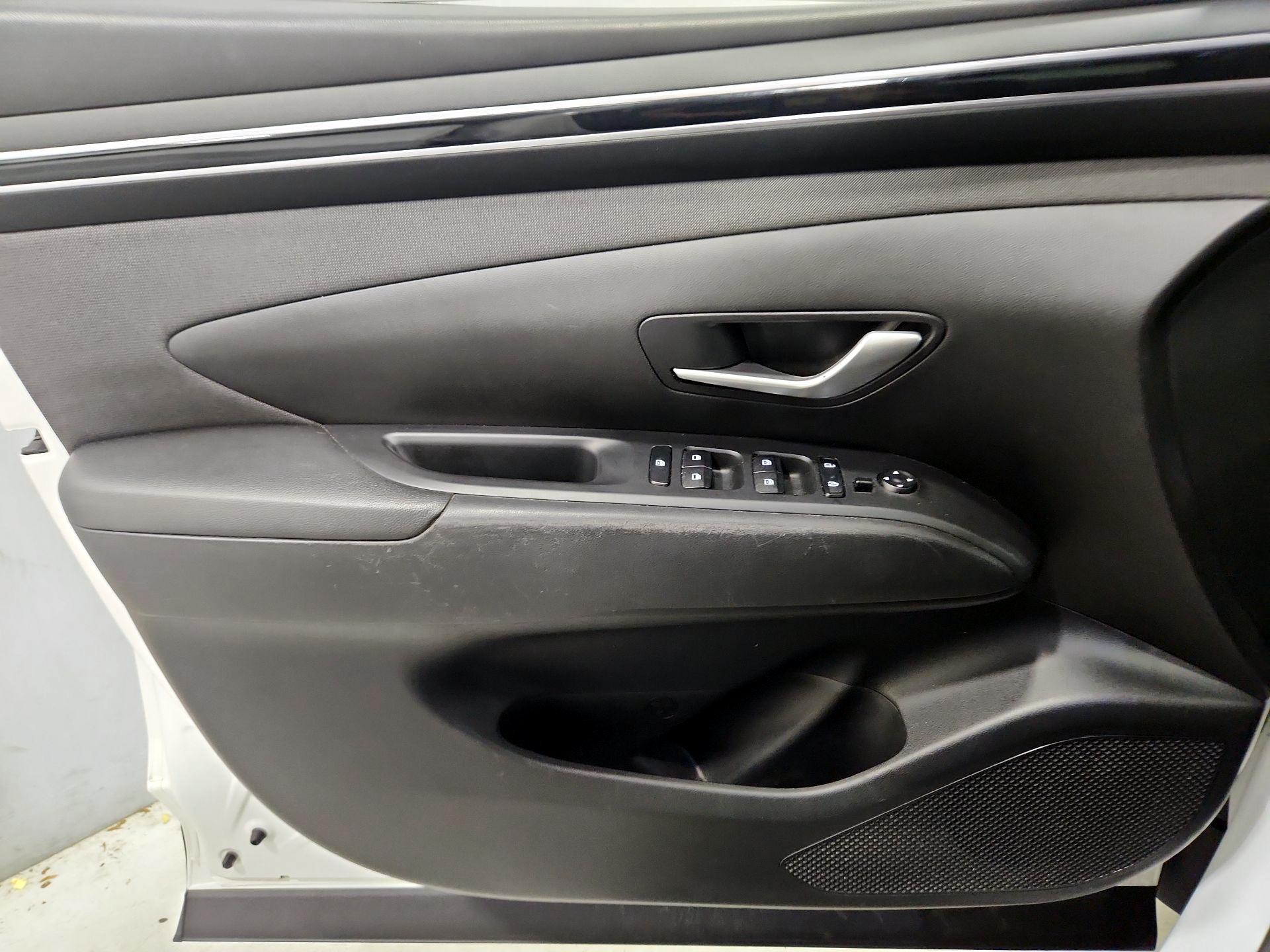 Thumbnail: 2023 Hyundai Tucson - 12