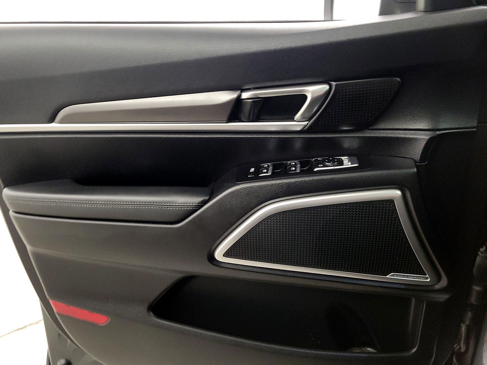 Thumbnail: 2023 Kia Telluride - 12