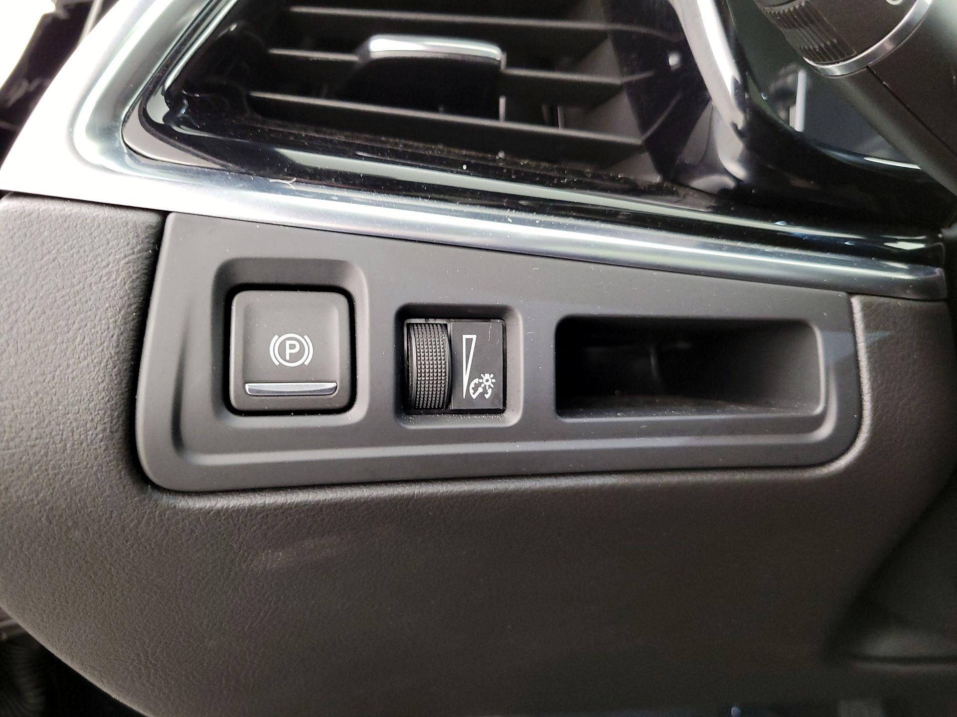 Thumbnail: 2025 Cadillac XT6 - 13