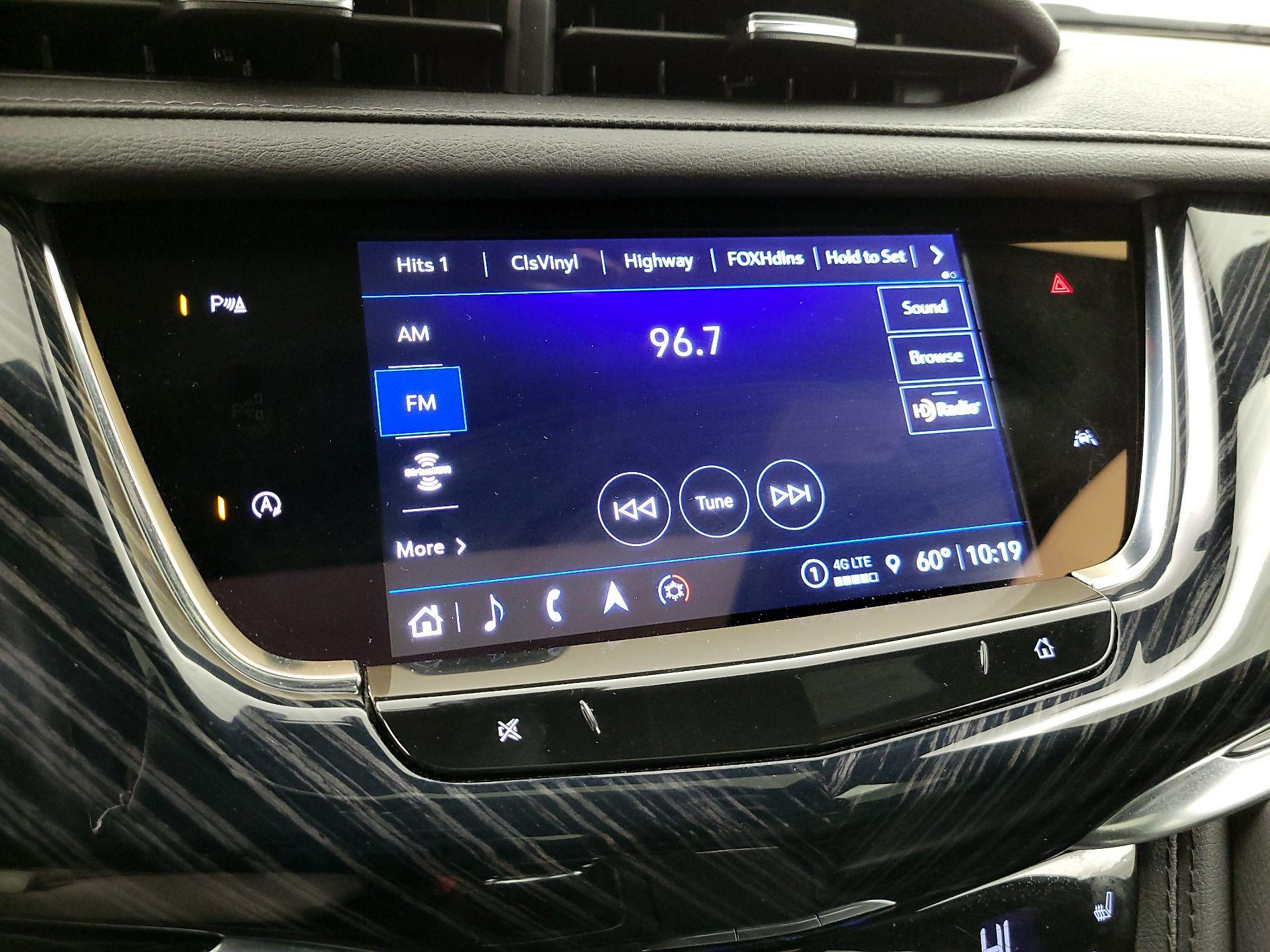 Thumbnail: 2025 Cadillac XT6 - 16