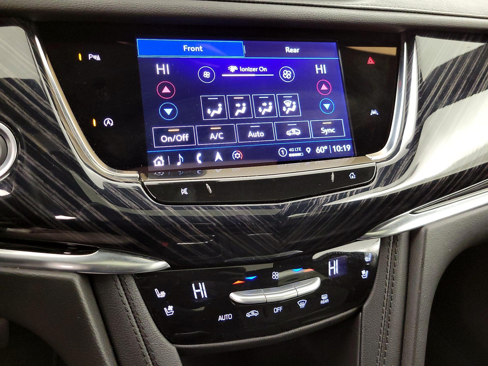 Thumbnail: 2025 Cadillac XT6 - 17