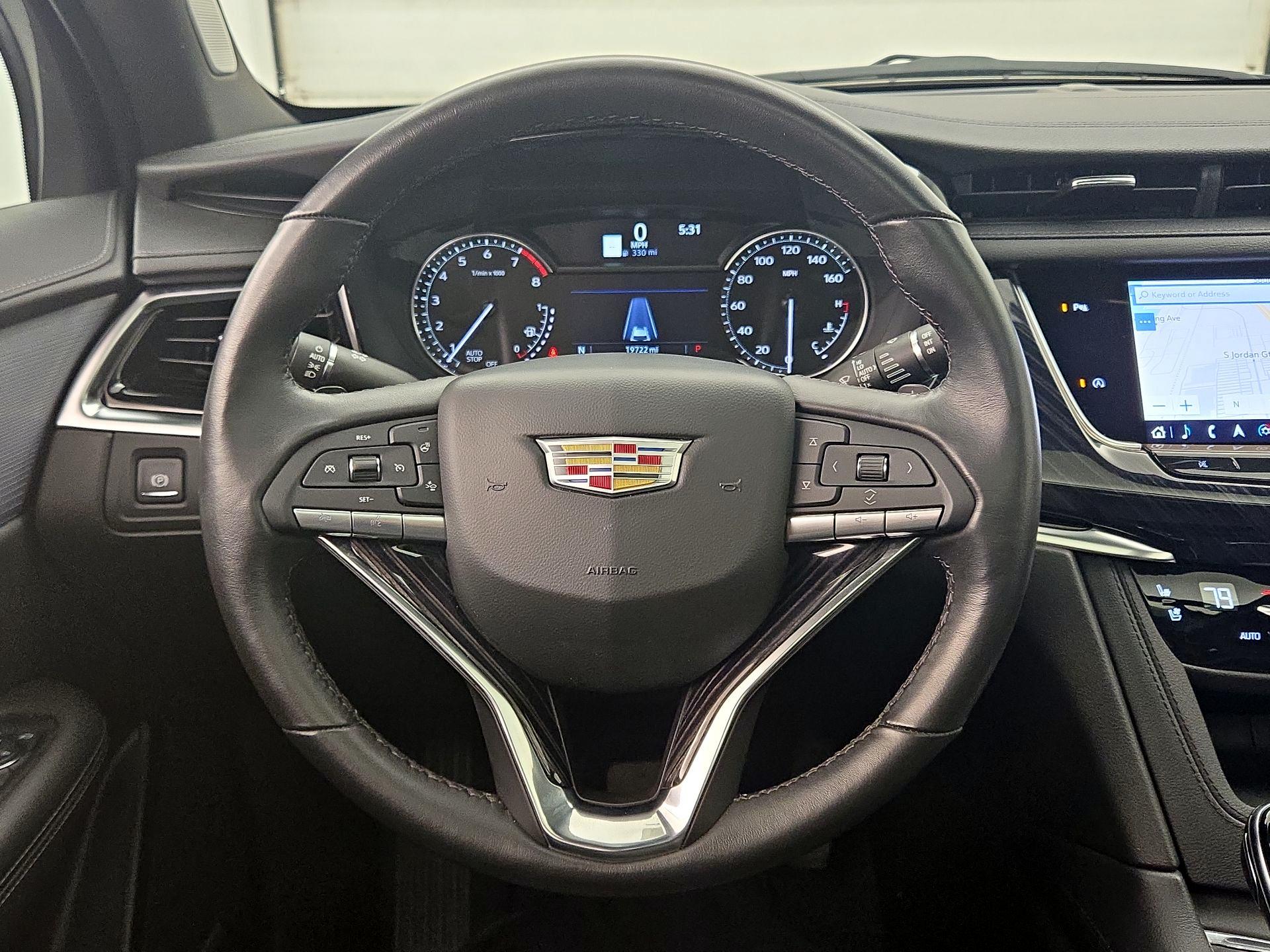 Thumbnail: 2025 Cadillac XT6 - 10