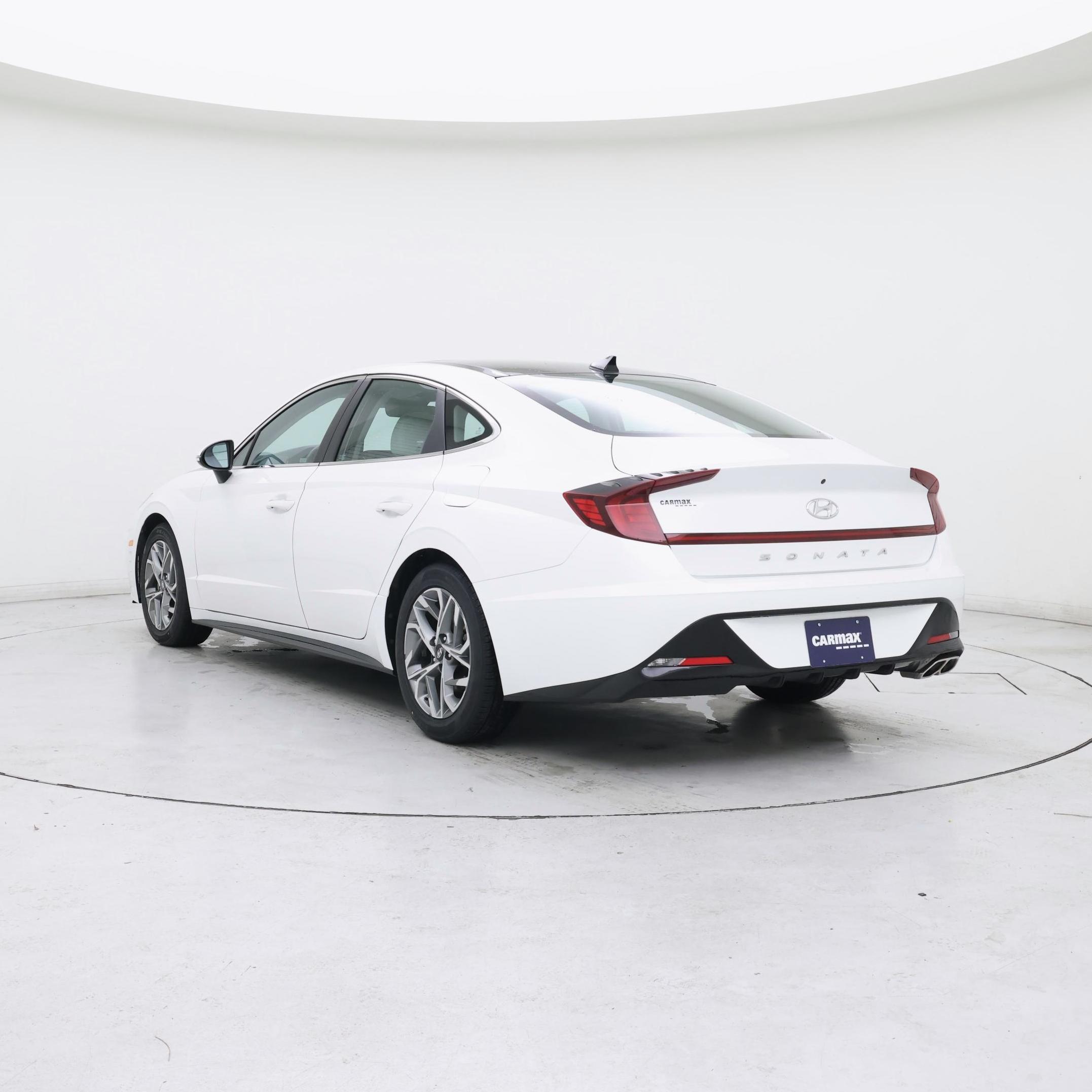 Thumbnail: 2022 Hyundai Sonata - 2